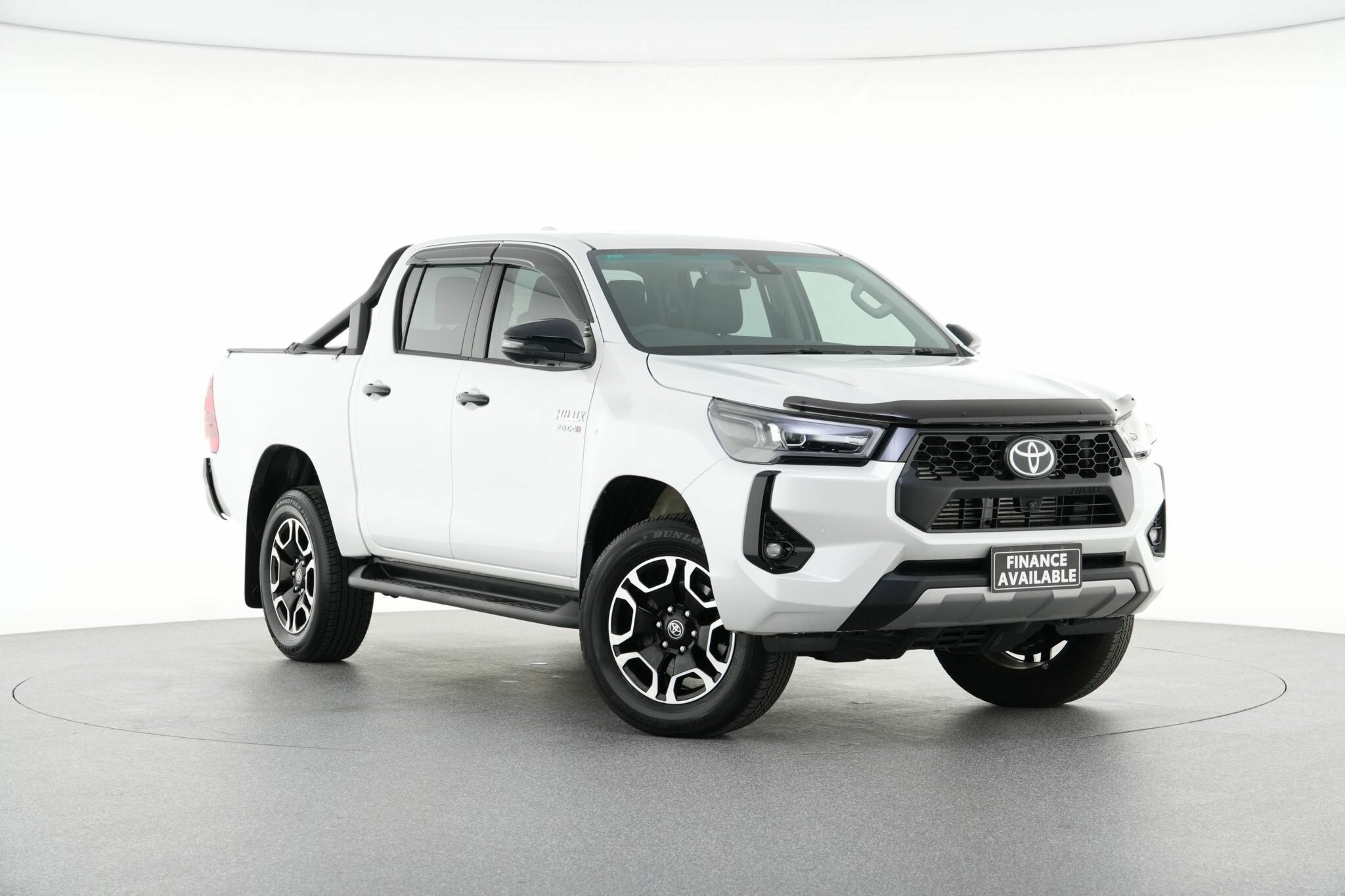 Toyota Hilux image 1