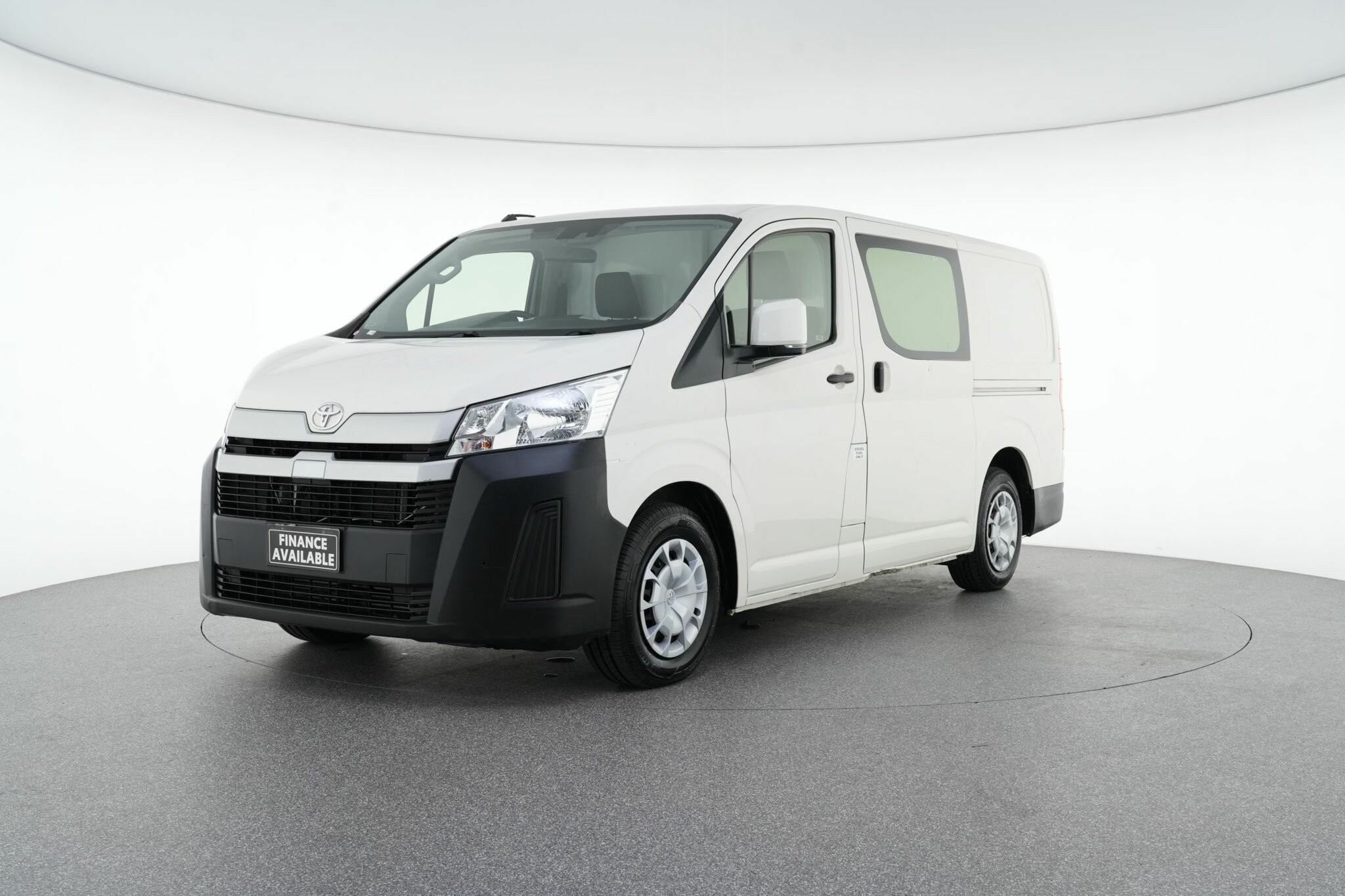 Toyota Hiace image 4