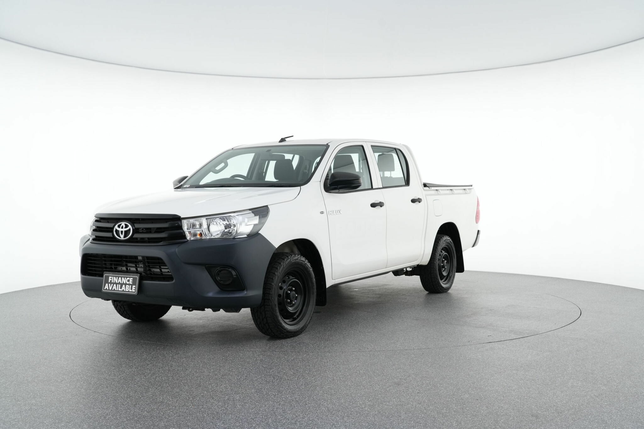 Toyota Hilux image 4