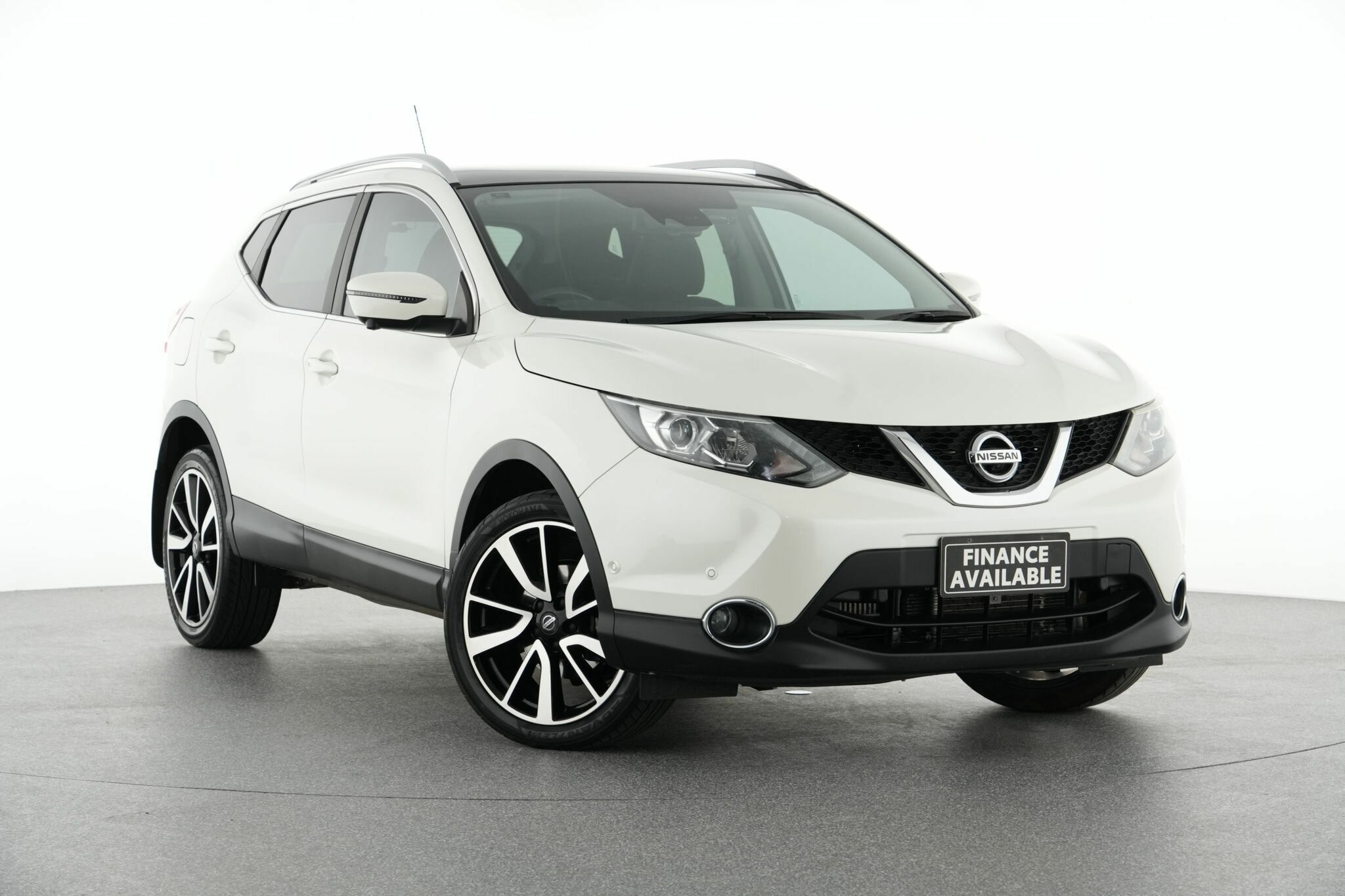 Nissan Qashqai image 1