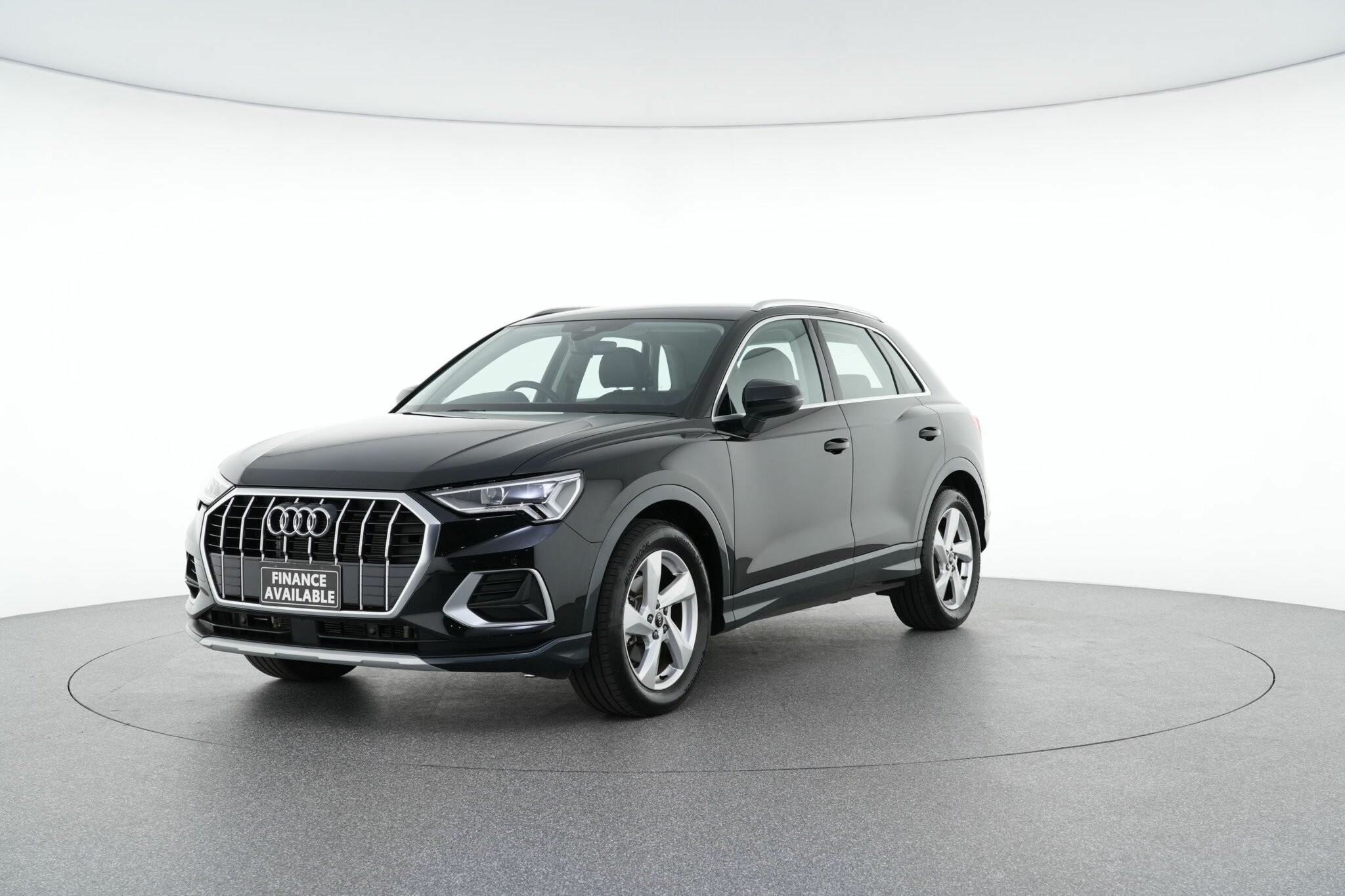 Audi Q3 image 4