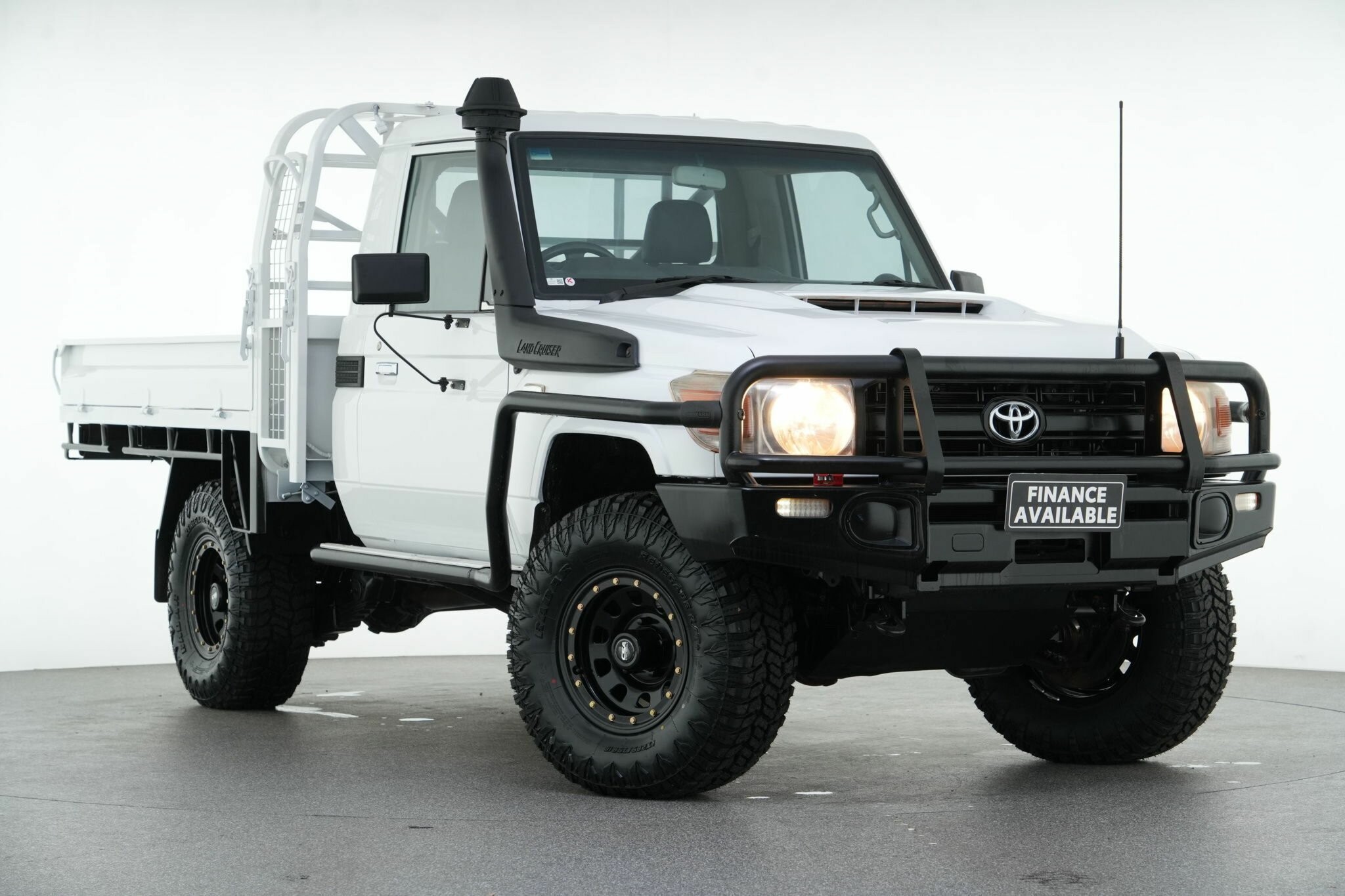 Toyota Landcruiser image 1