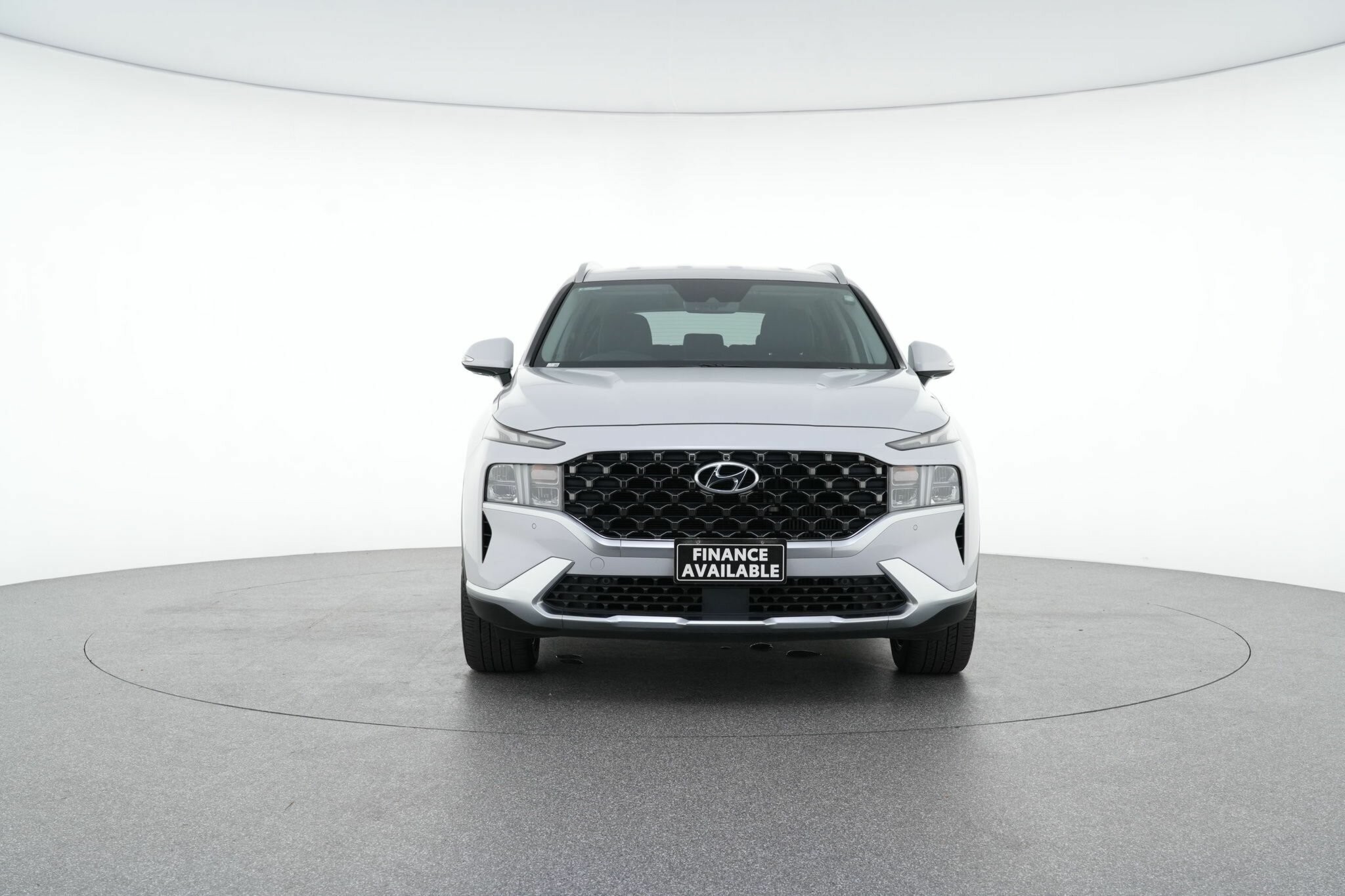 Hyundai Santa Fe image 3