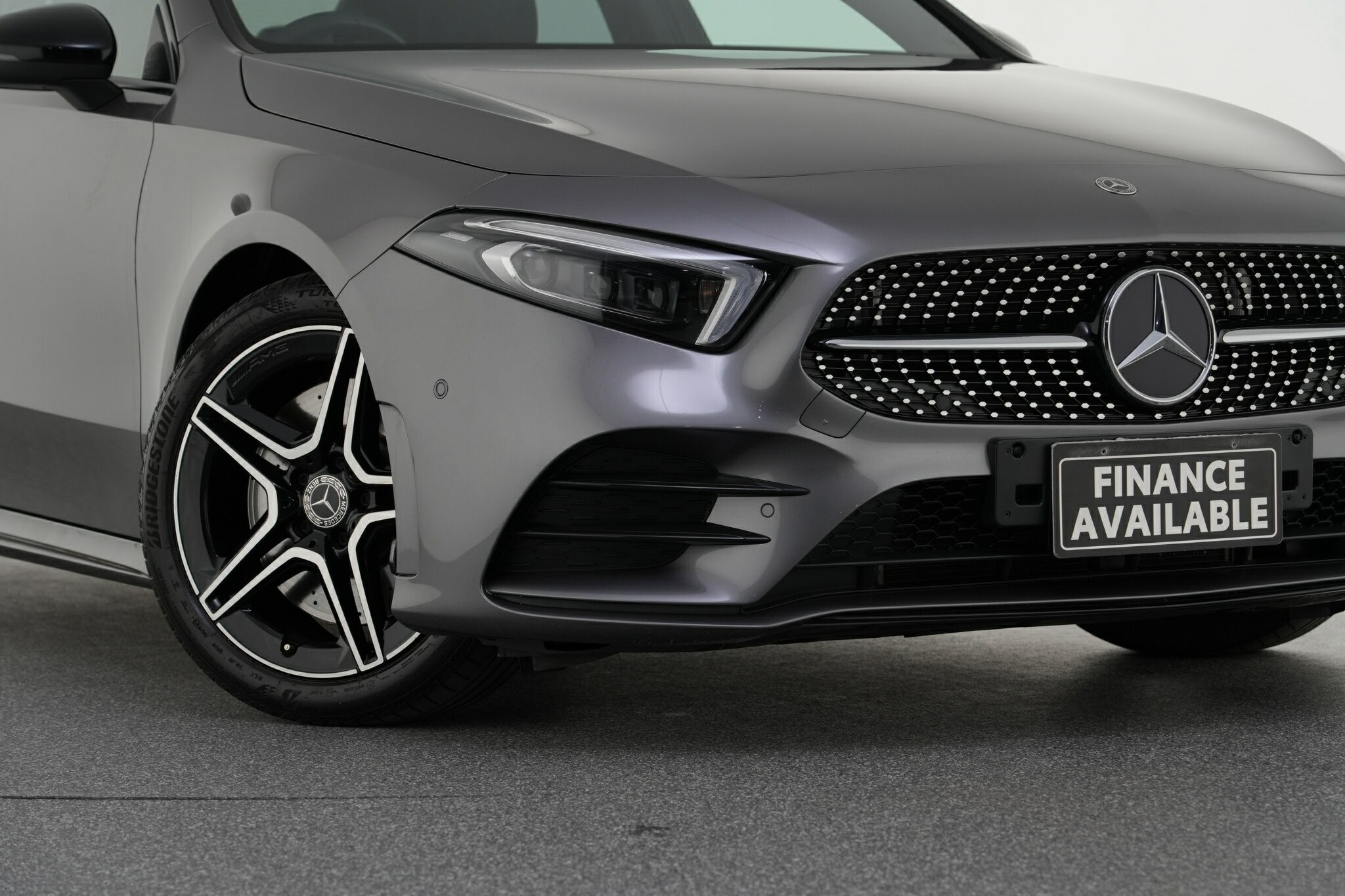 Mercedes Benz A-class image 2