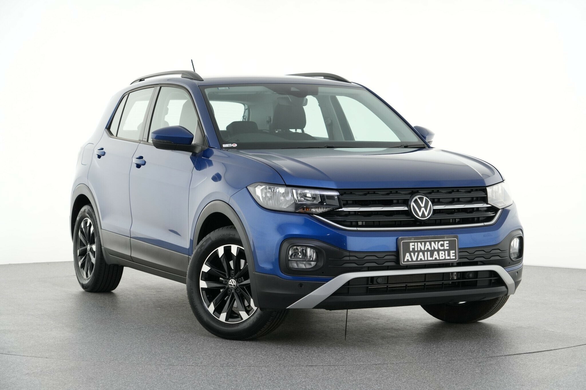 Volkswagen T-cross image 1