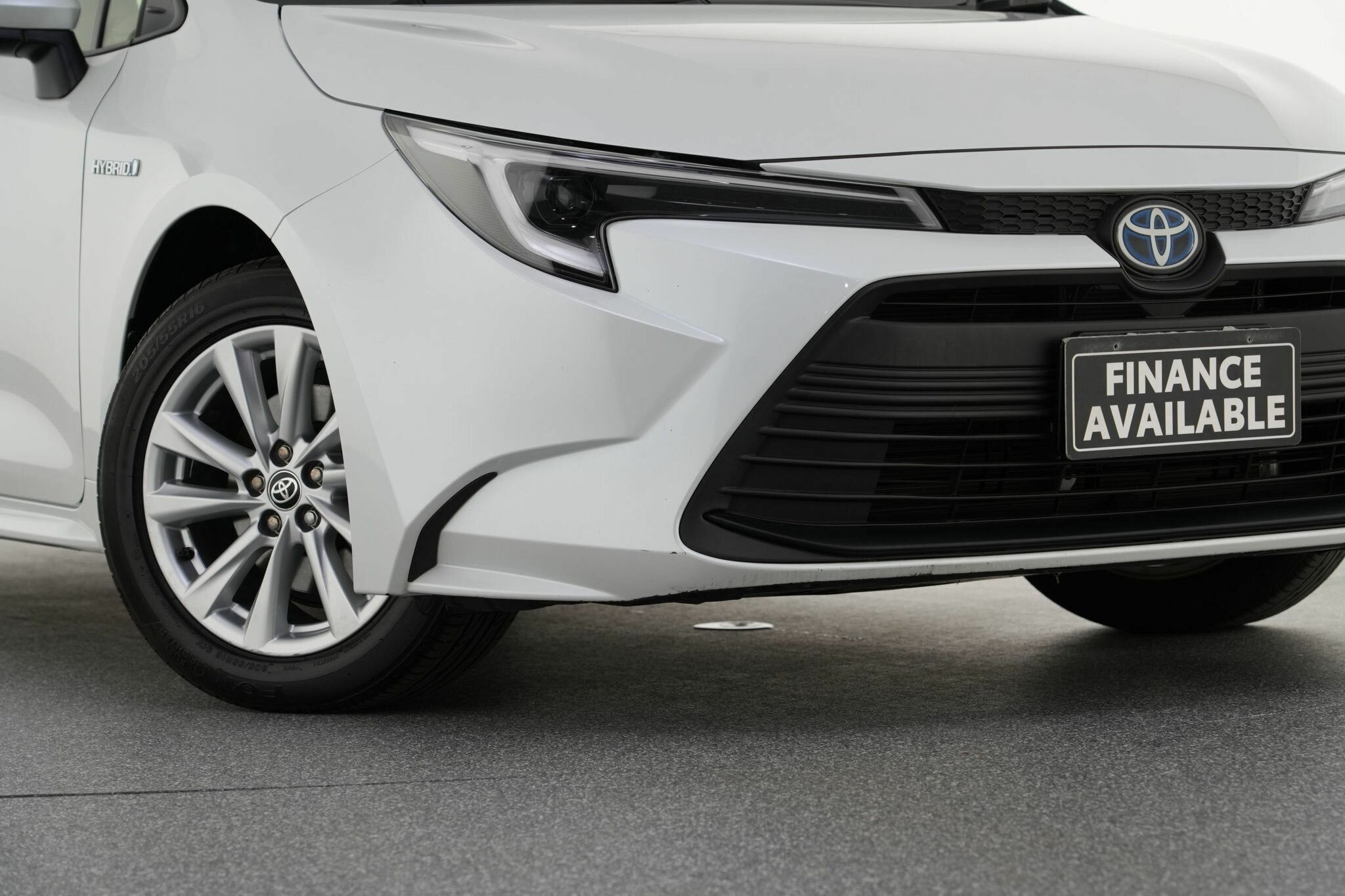 Toyota Corolla image 2