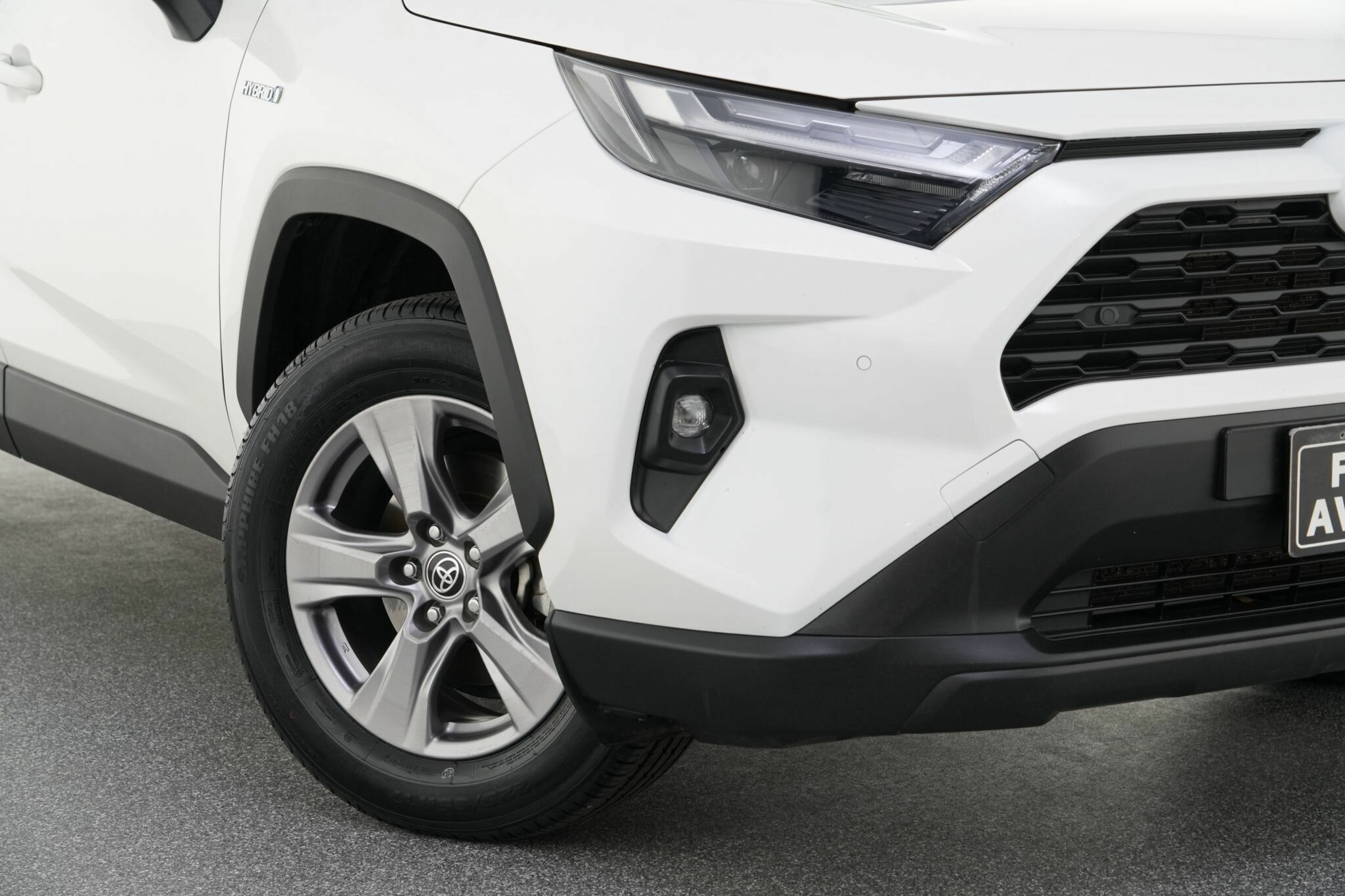 Toyota Rav4 image 2