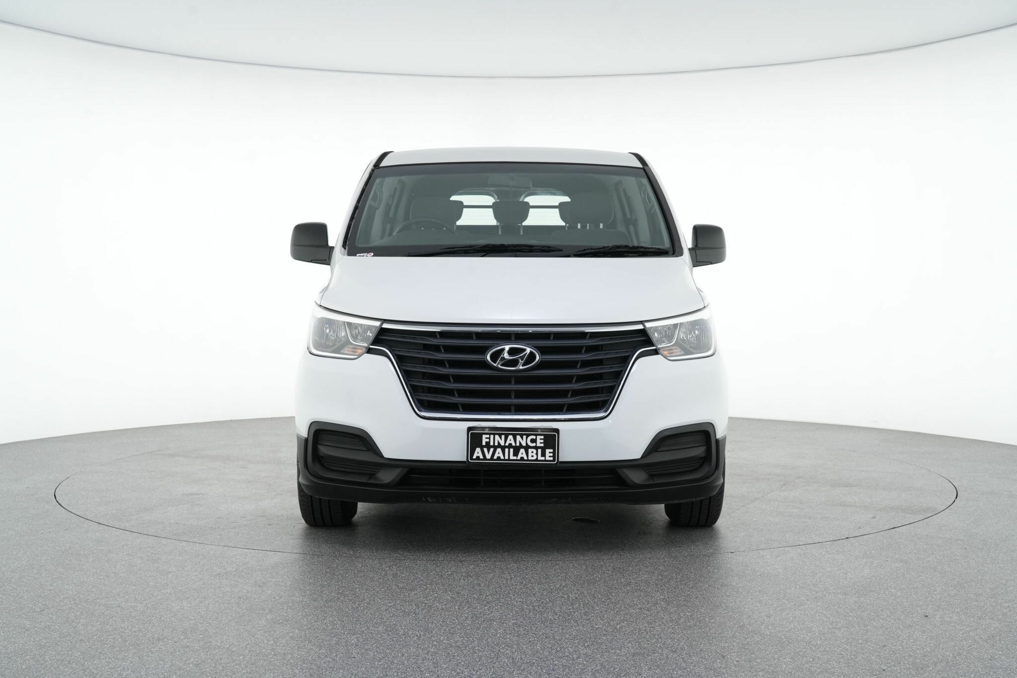 Hyundai Iload image 3