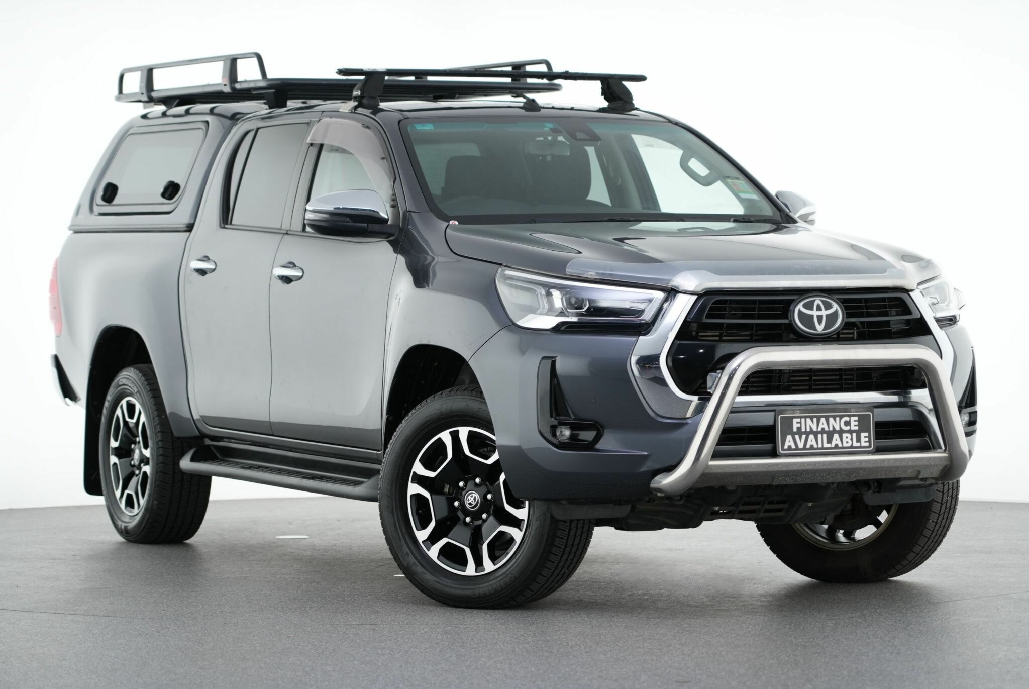 Toyota Hilux image 1