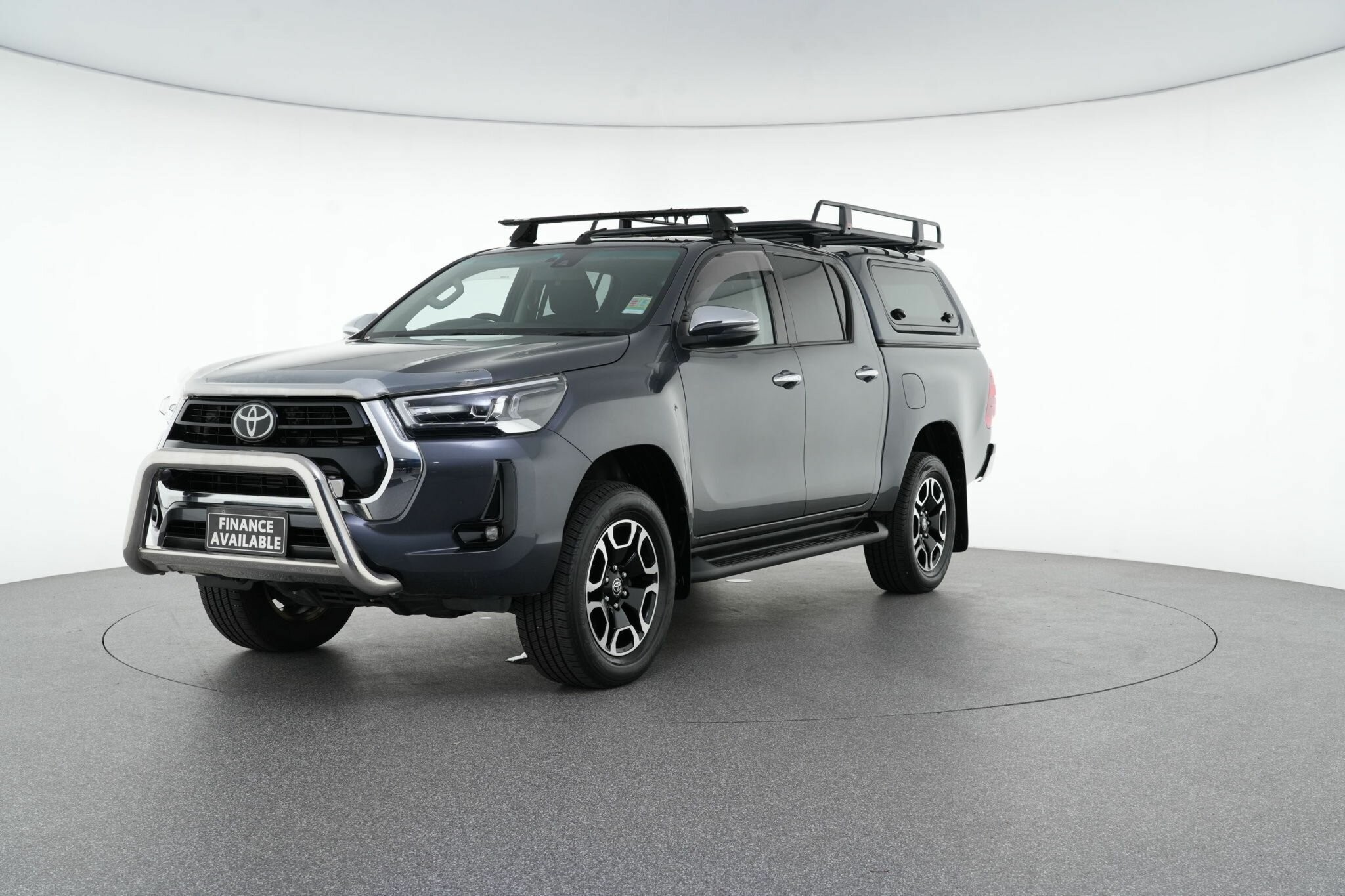 Toyota Hilux image 4