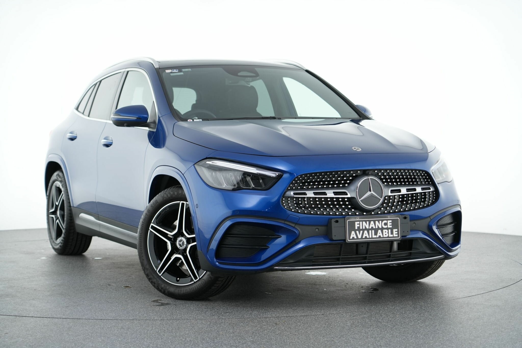 Mercedes Benz Gla-class image 1