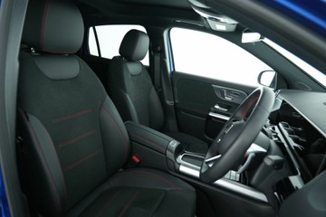 https://vehicle-cdn.autoleague.cloud/30641_U511761_13.jpg