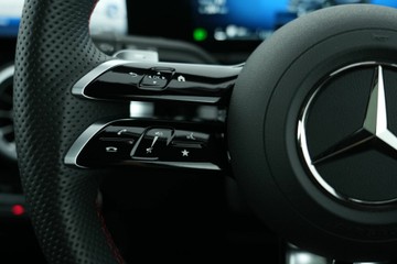 https://vehicle-cdn.autoleague.cloud/30641_U511761_18.jpg