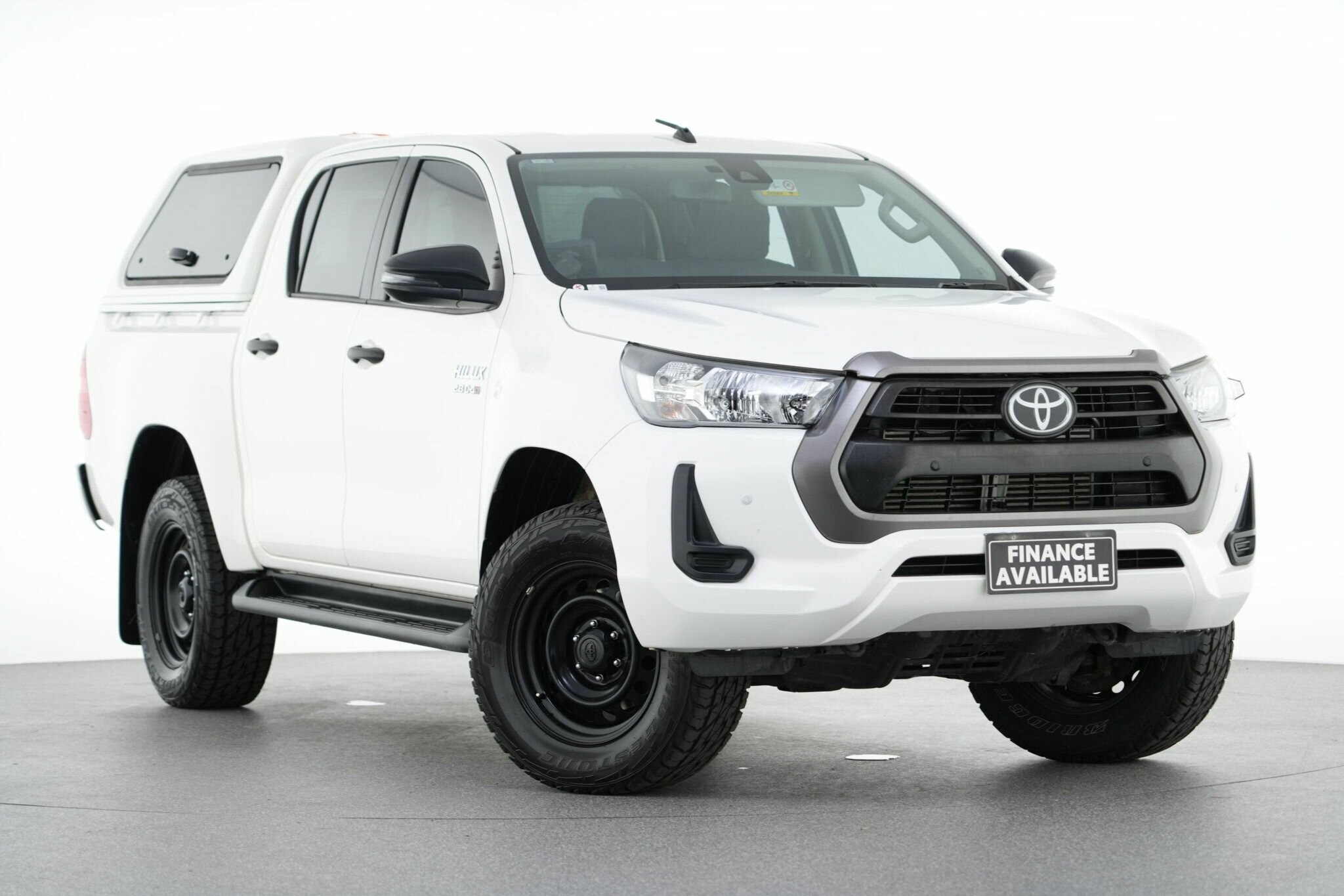 Toyota Hilux image 1
