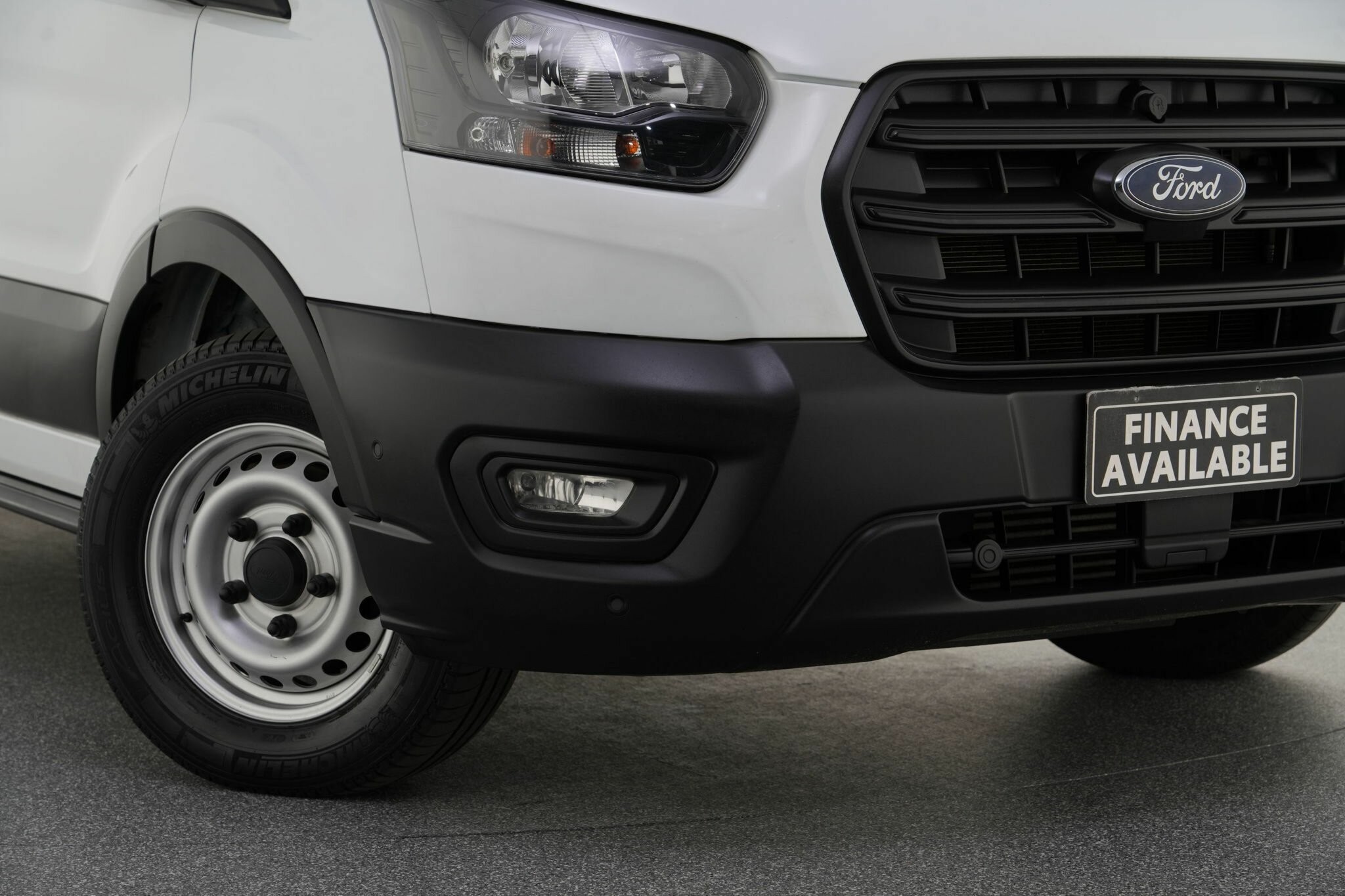 Ford Transit image 2