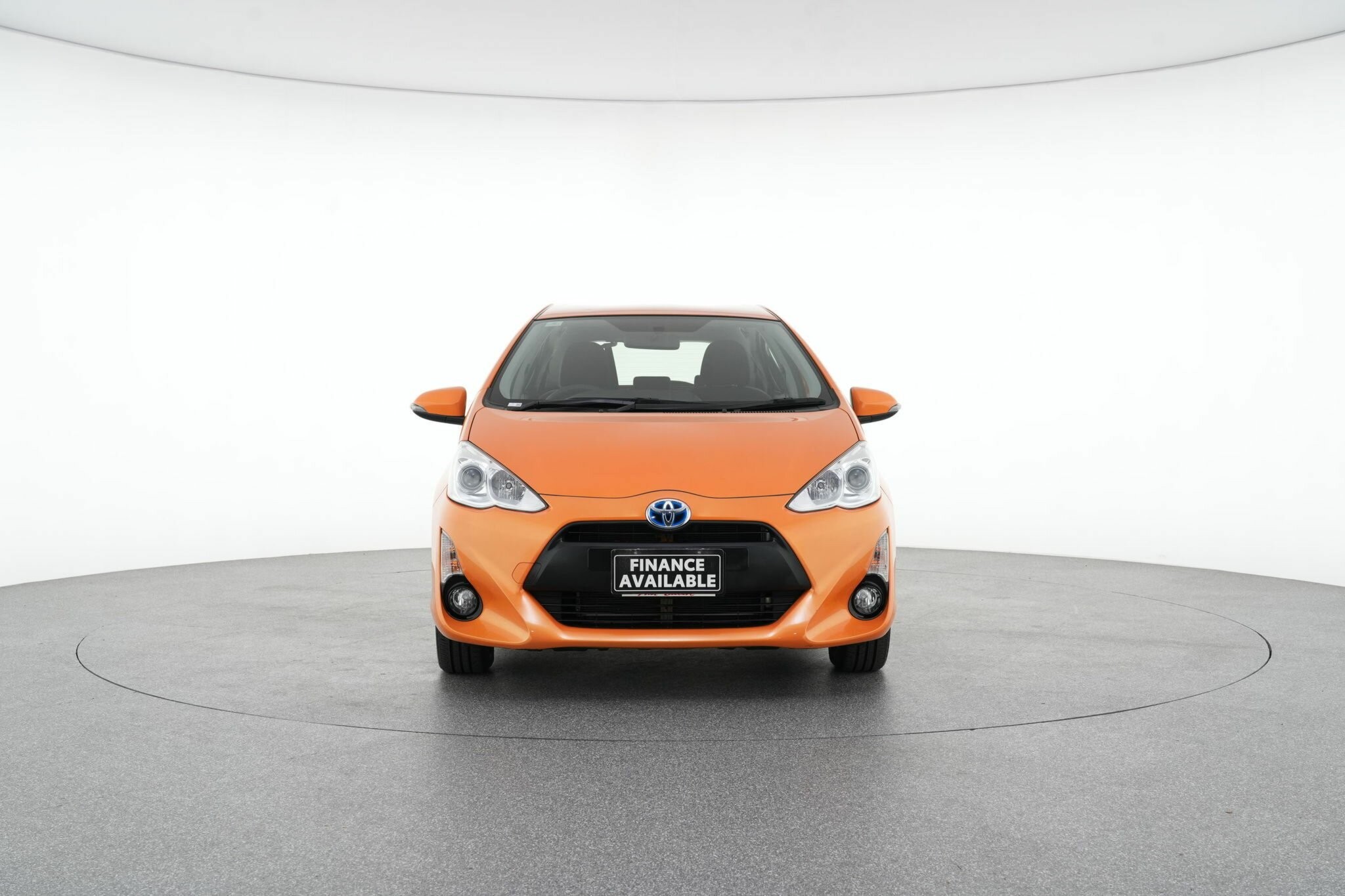 Toyota Prius C image 3