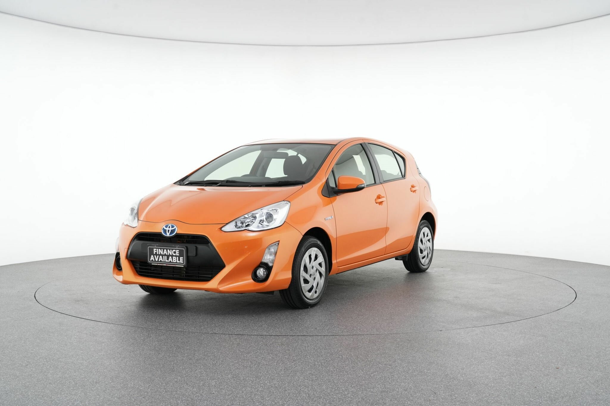 Toyota Prius C image 4