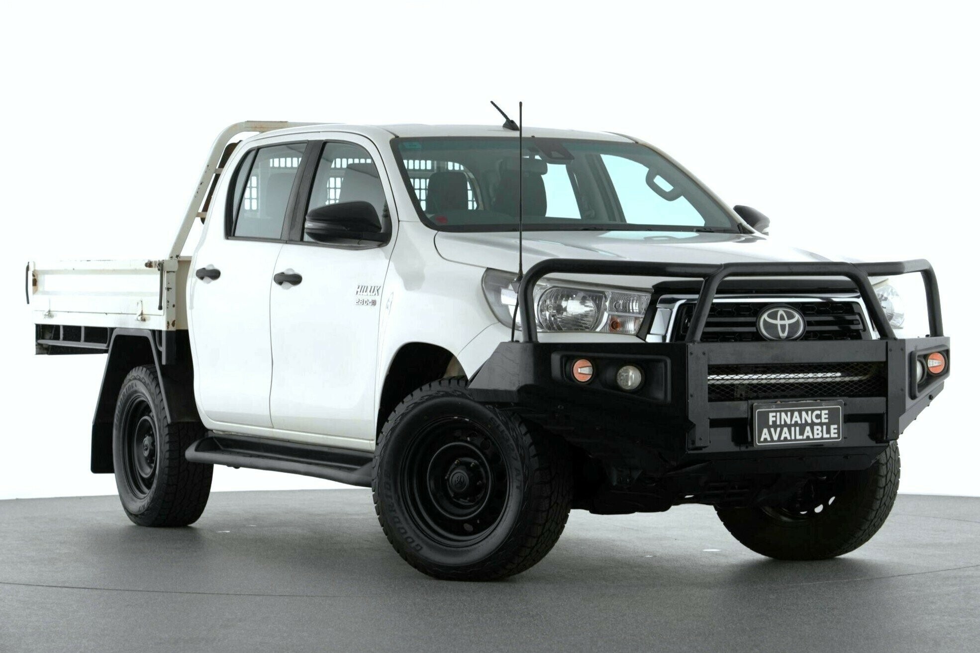Toyota Hilux image 1