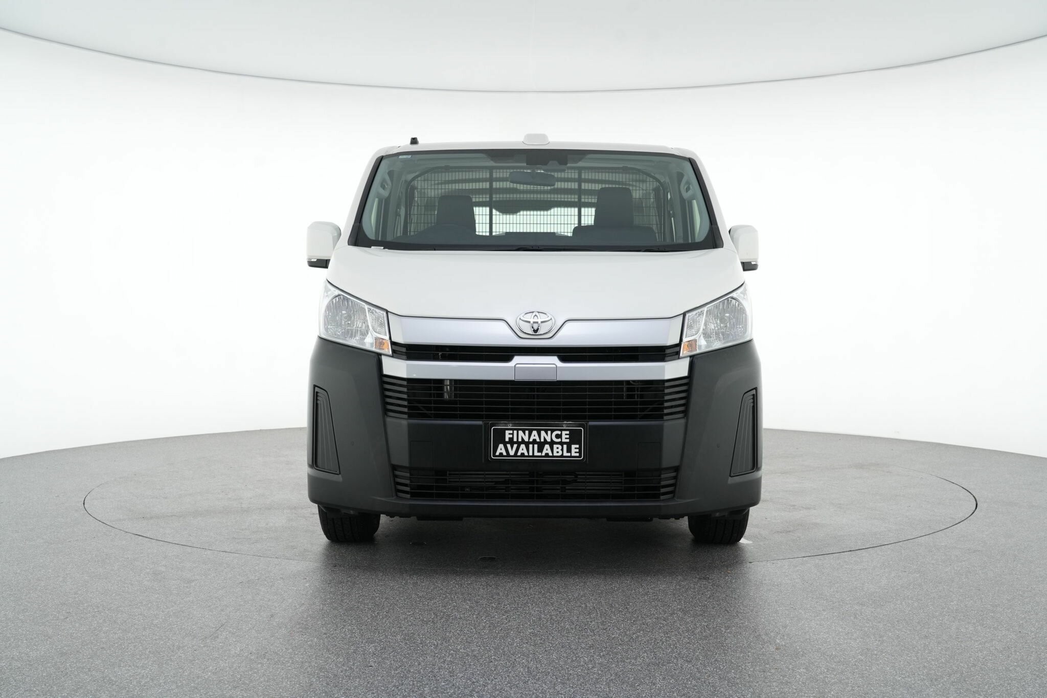 Toyota Hiace image 3