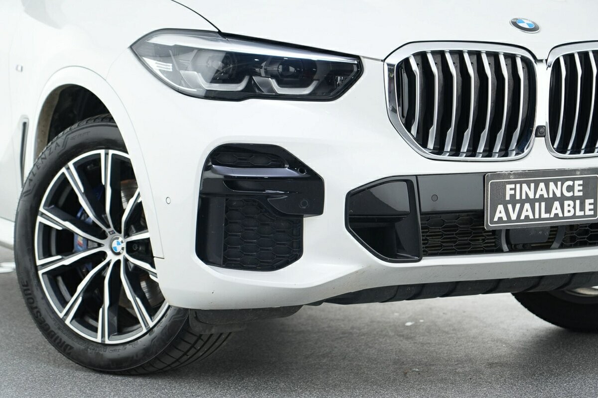 BMW X5 image 2