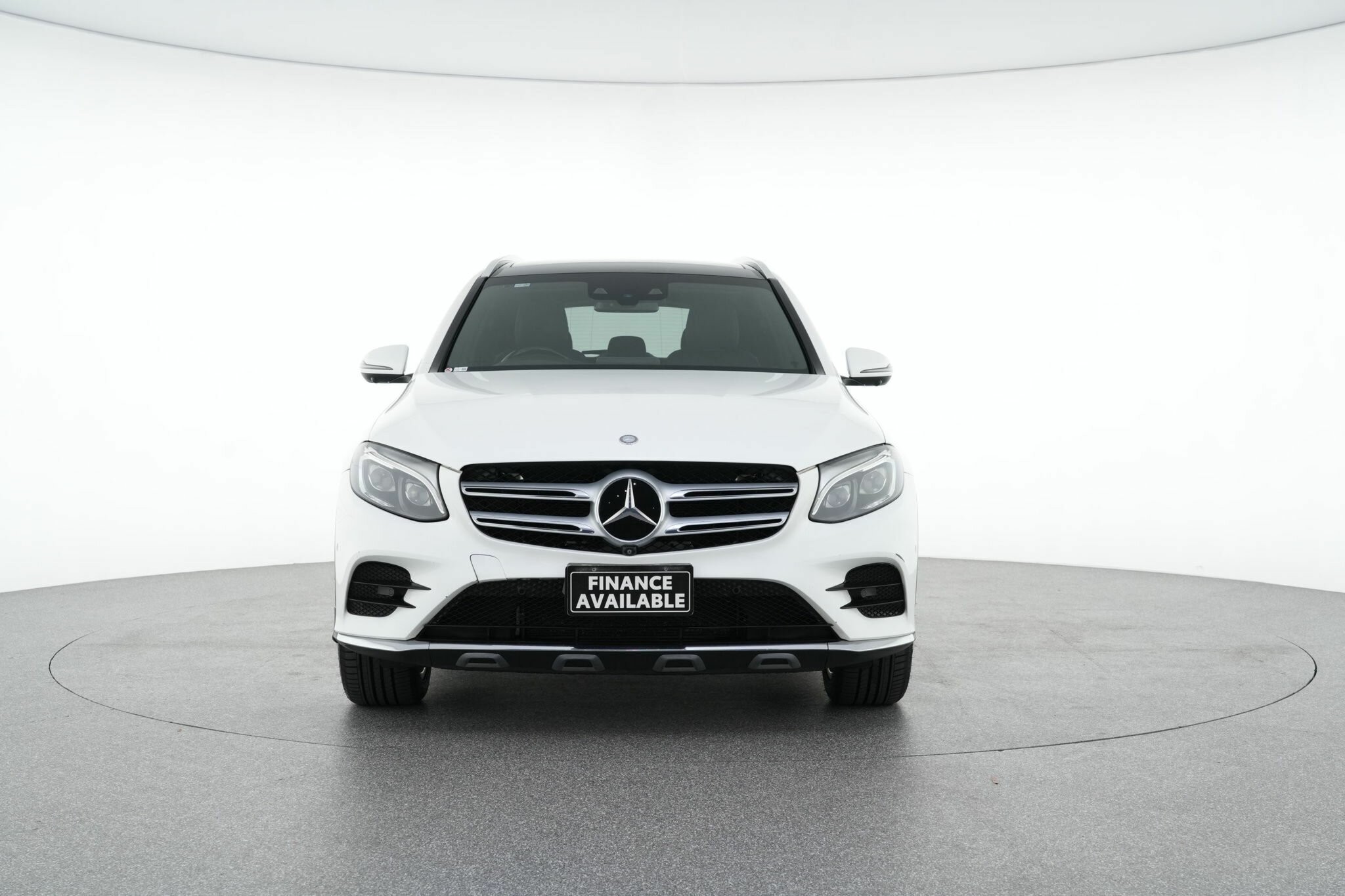 Mercedes Benz Glc-class image 3
