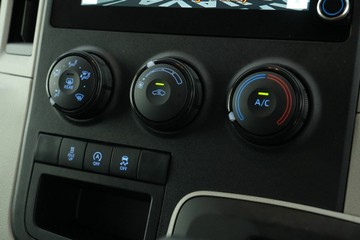 https://vehicle-cdn.autoleague.cloud/30641_U511943_19.jpg