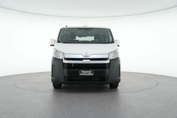 https://vehicle-cdn.autoleague.cloud/30641_U511943_3.jpg