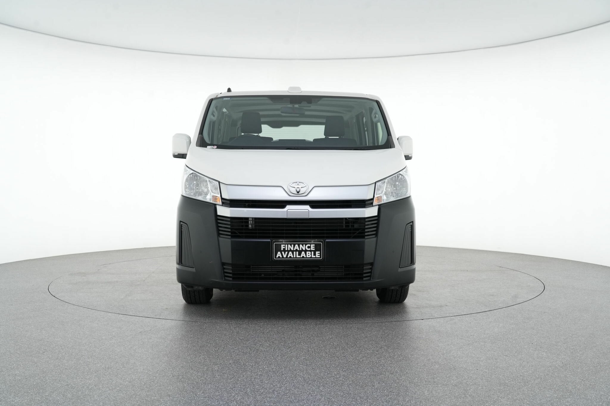 Toyota Hiace image 3