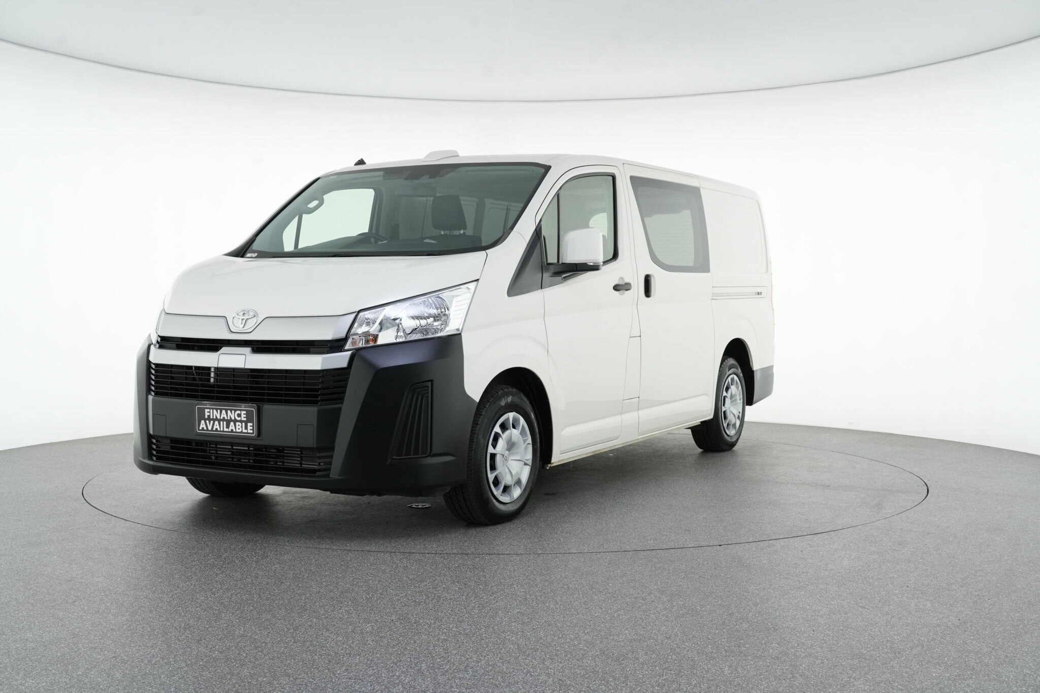 Toyota Hiace image 4