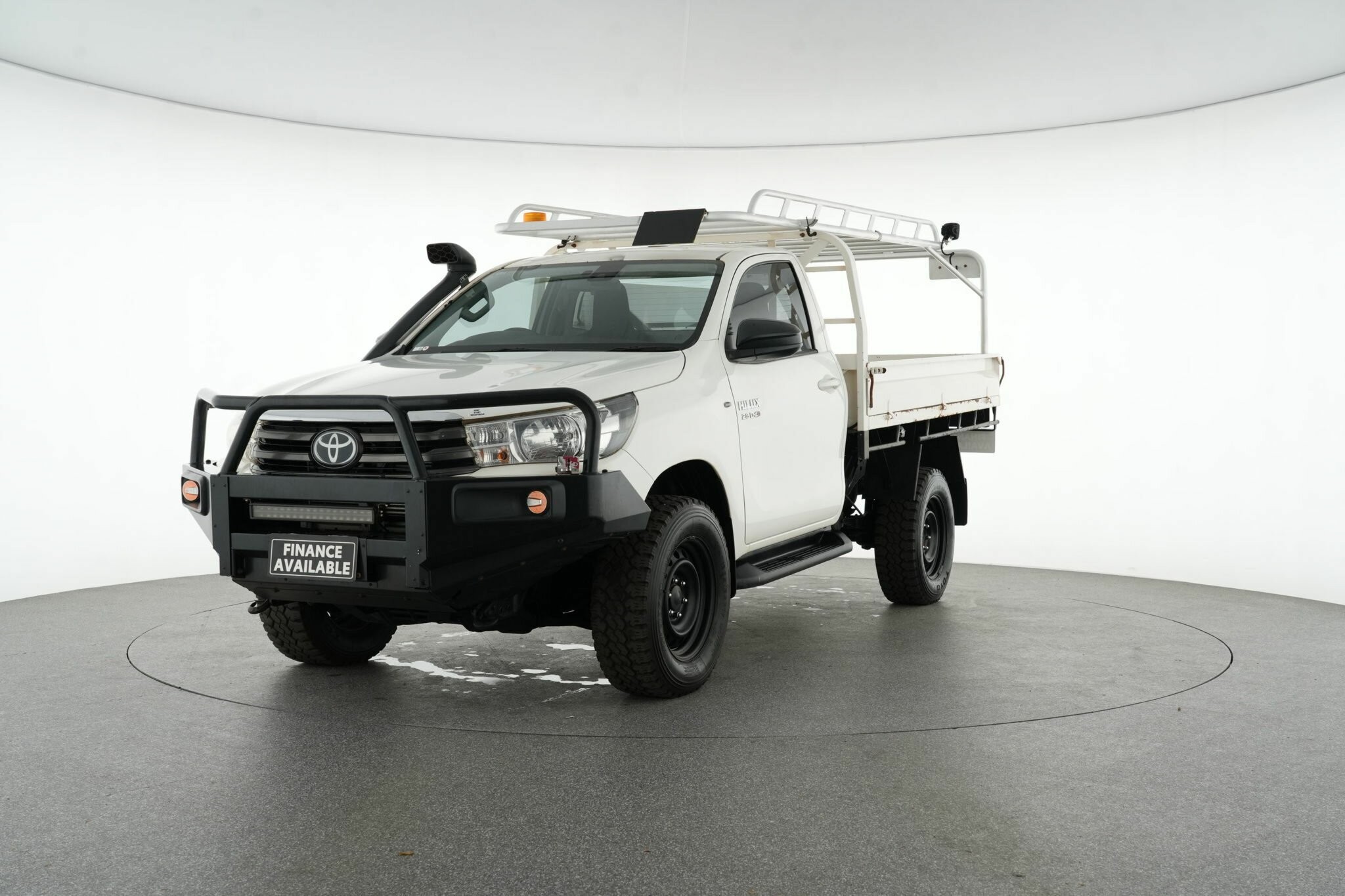 Toyota Hilux image 4