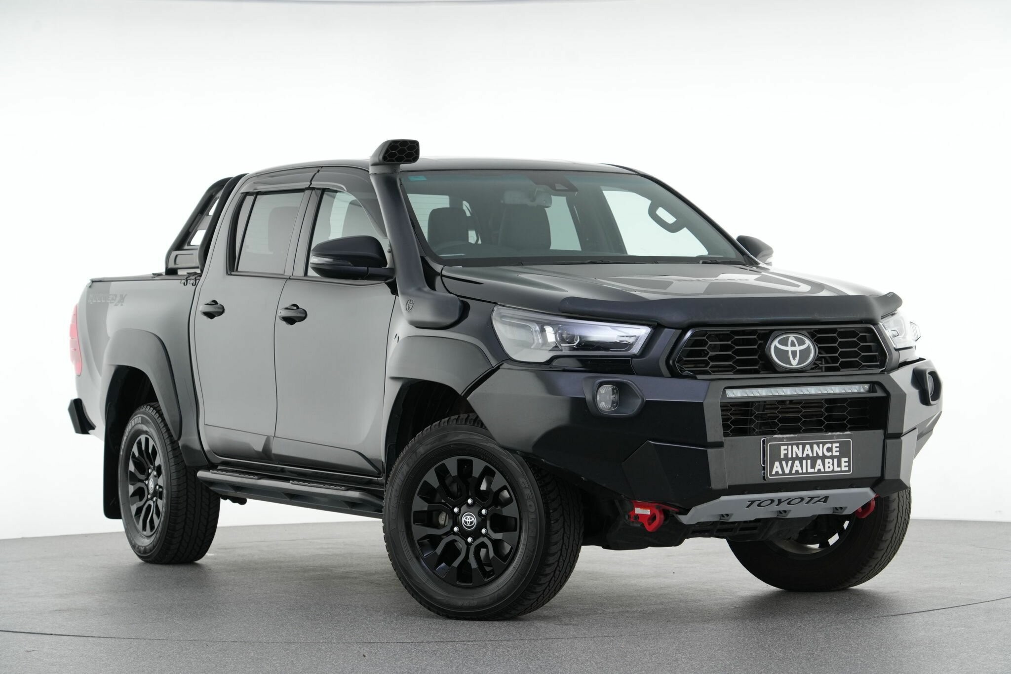 Toyota Hilux image 1