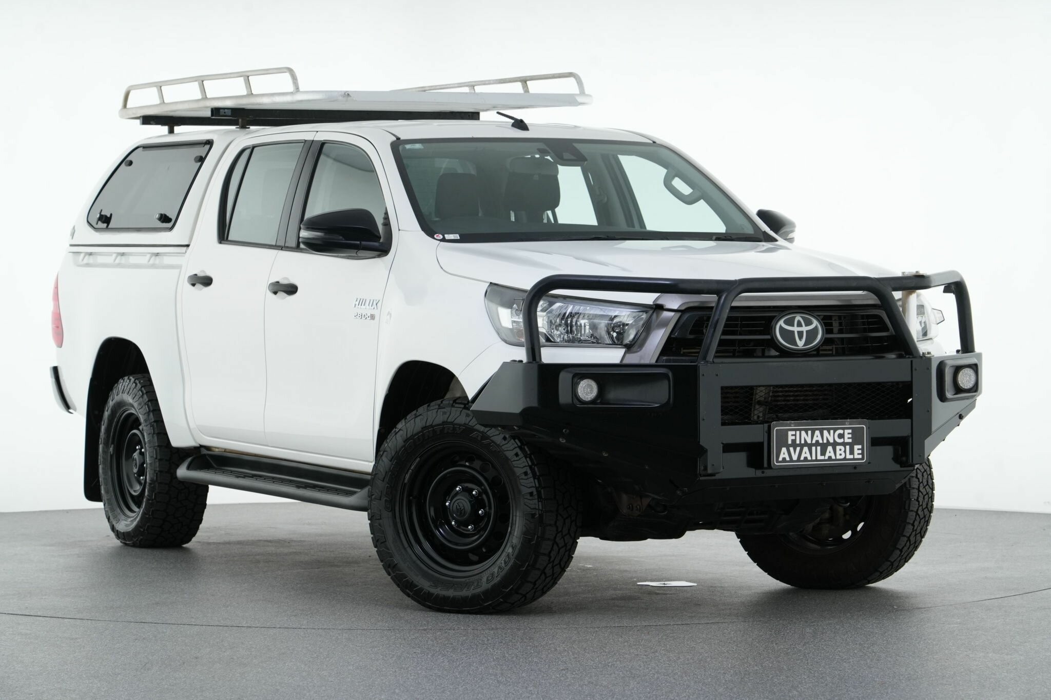 Toyota Hilux image 1
