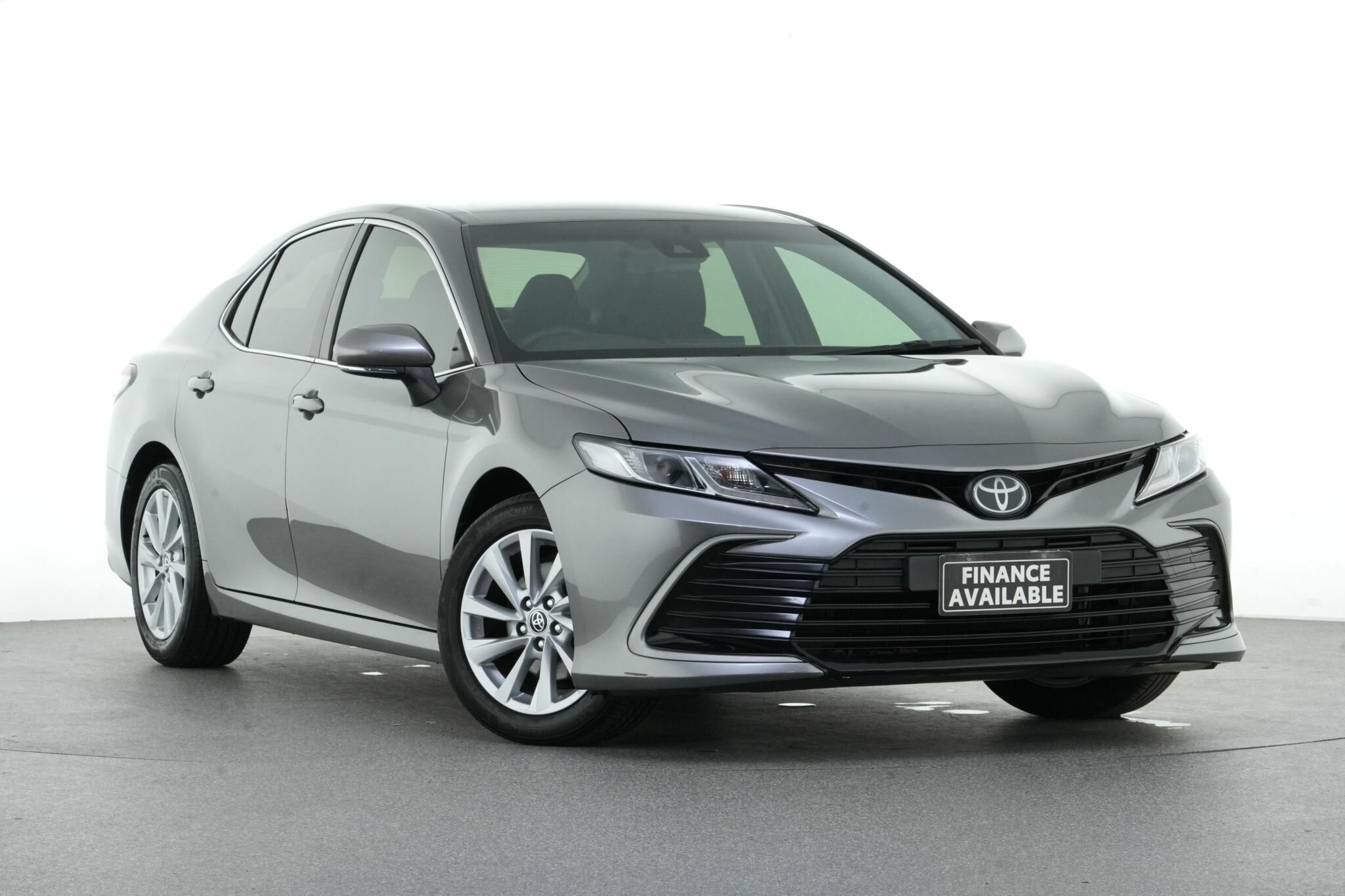 Toyota Camry image 1