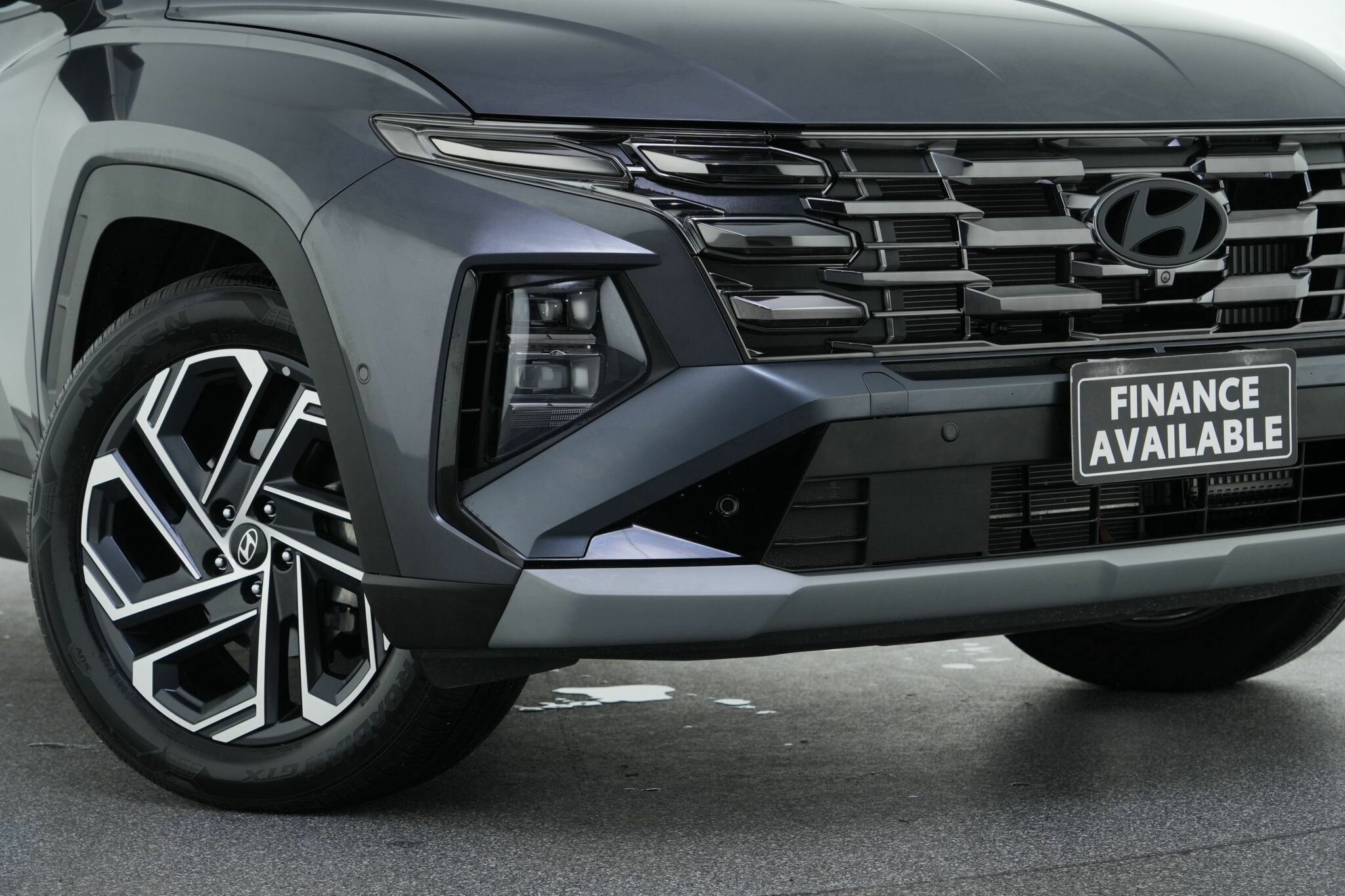 Hyundai Tucson image 2