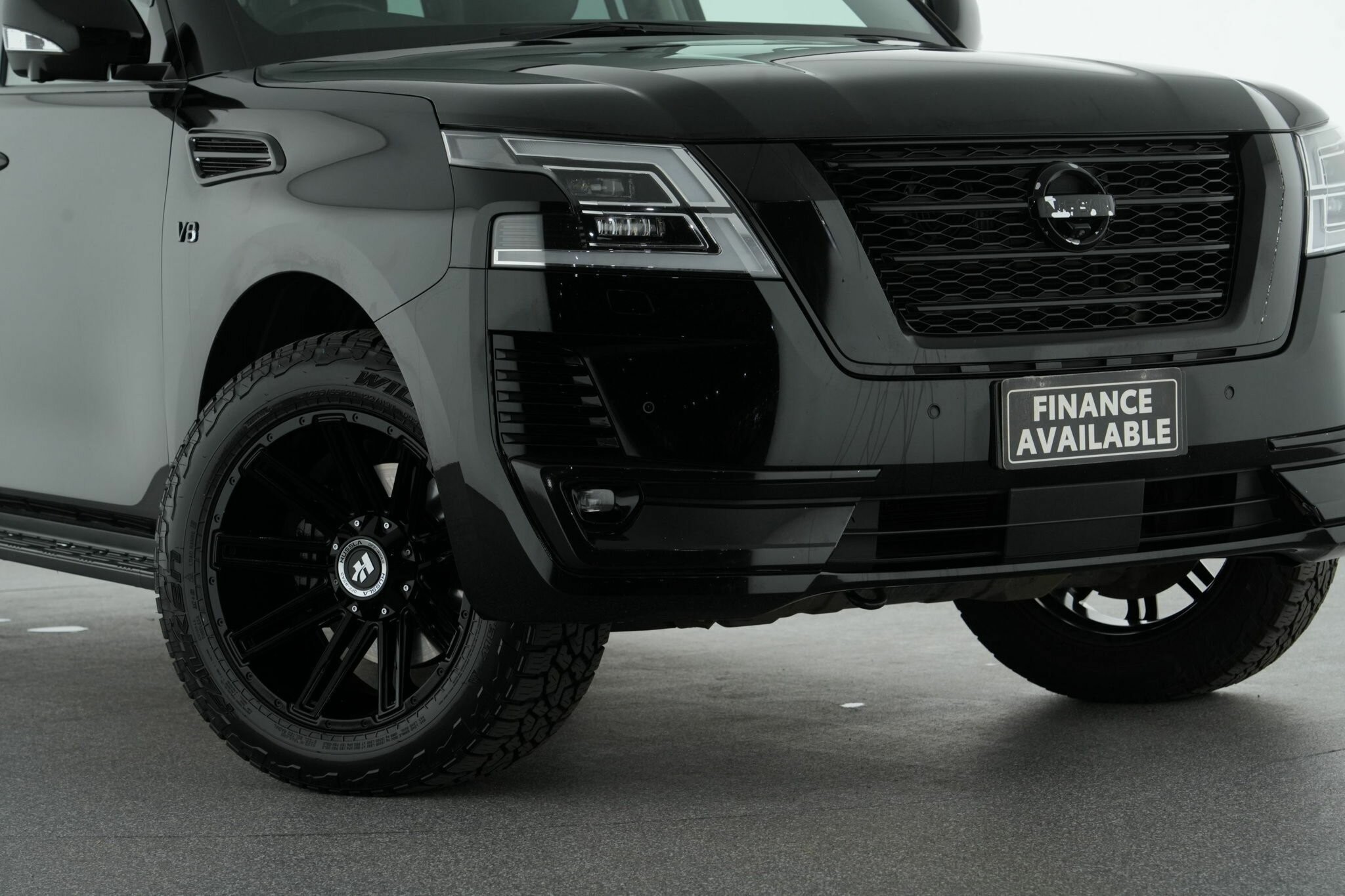 Nissan Patrol image 2