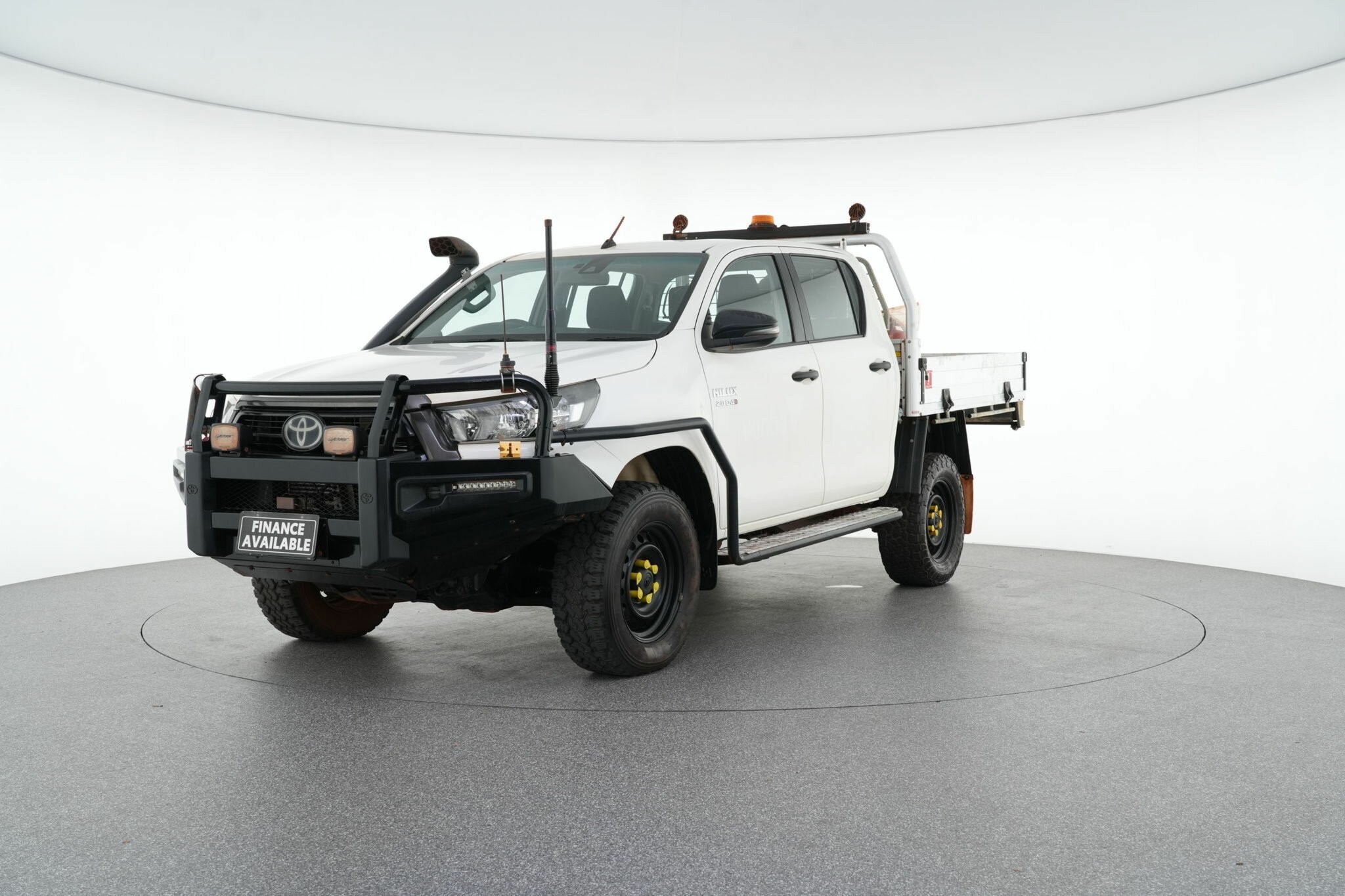Toyota Hilux image 4