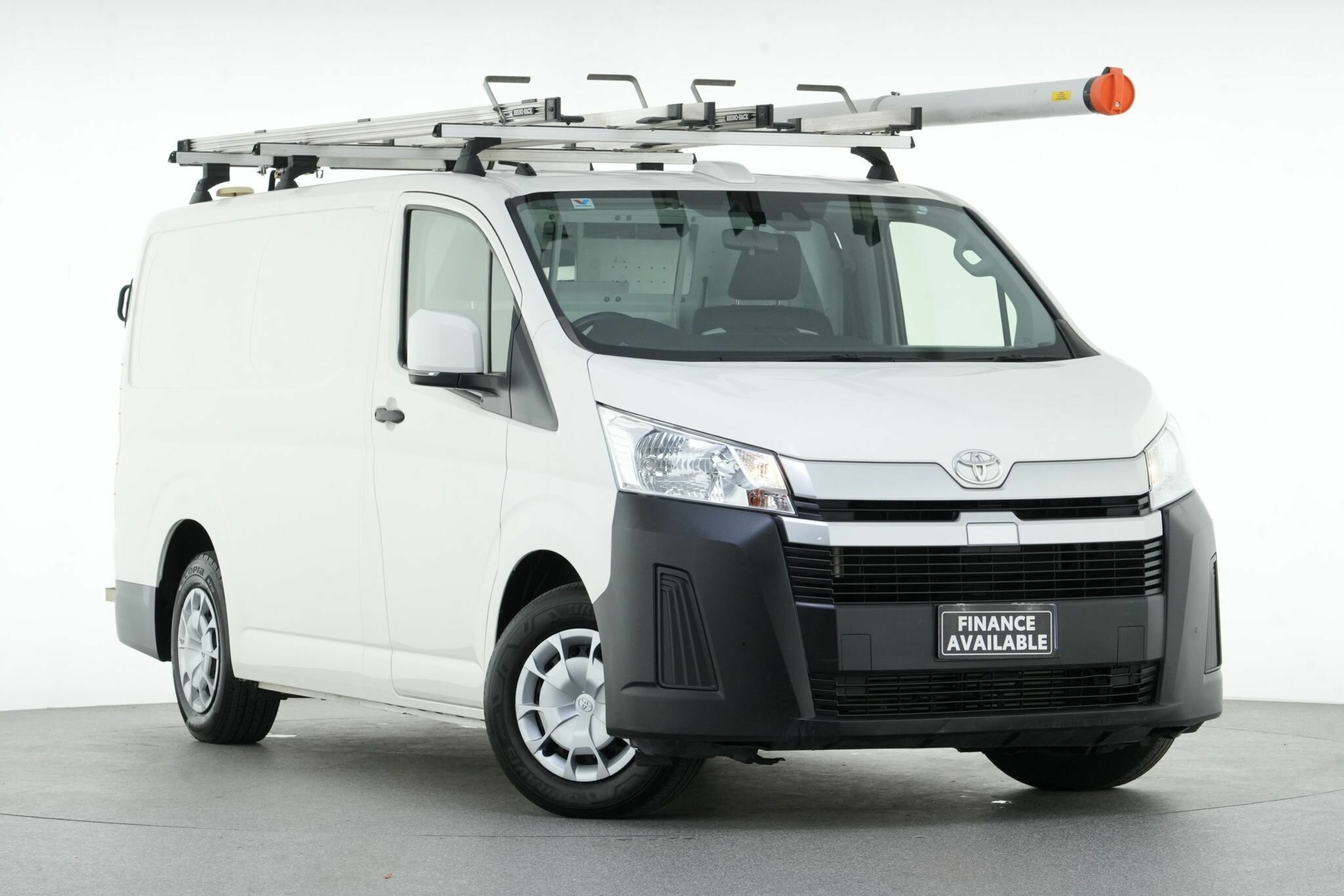 Toyota Hiace image 1