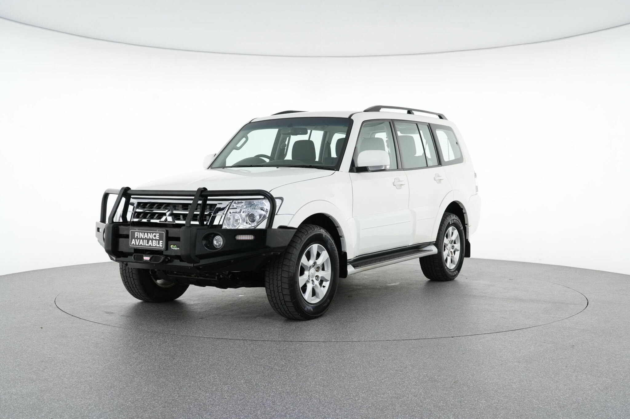 Mitsubishi Pajero image 4