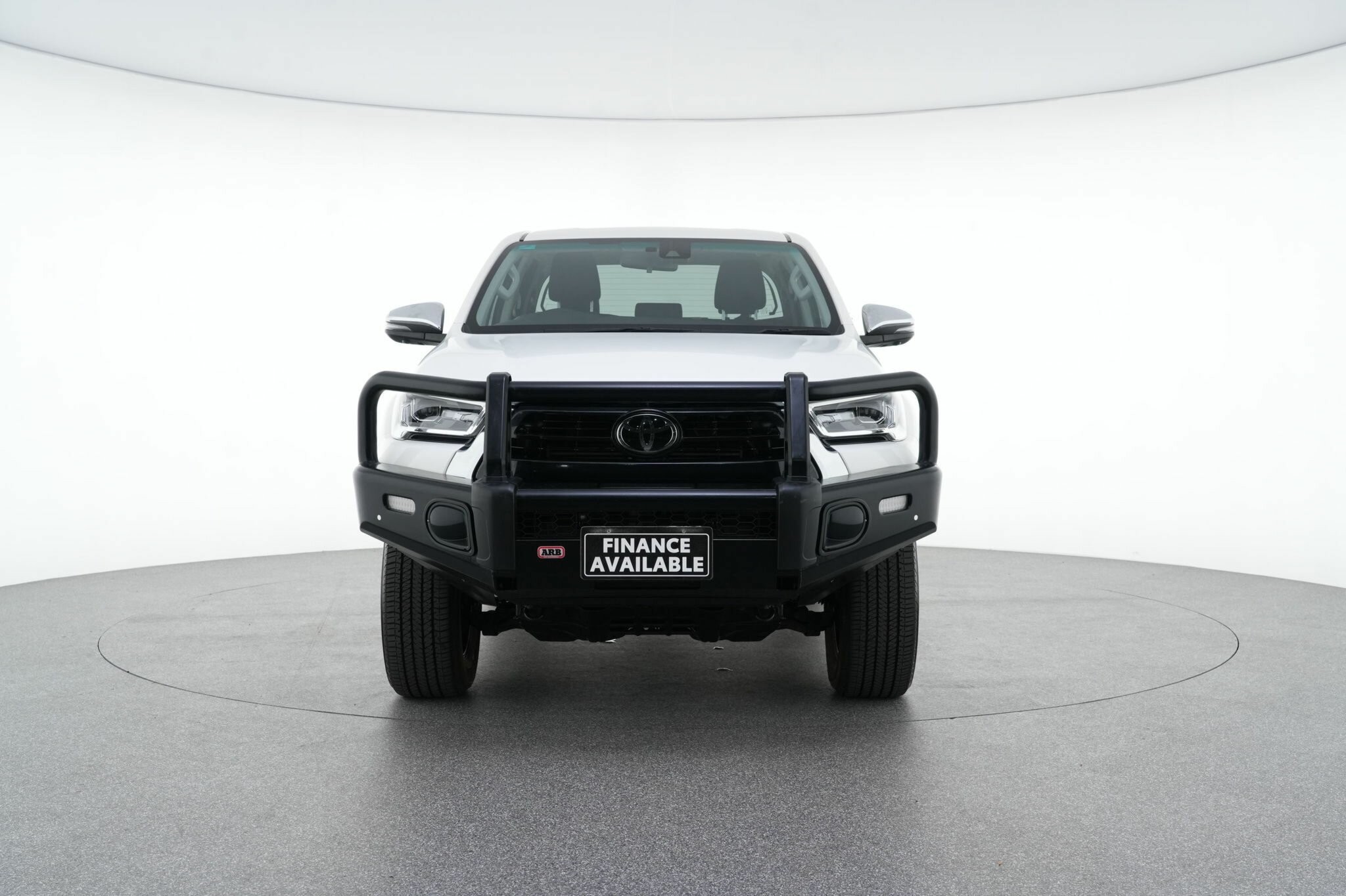 Toyota Hilux image 3