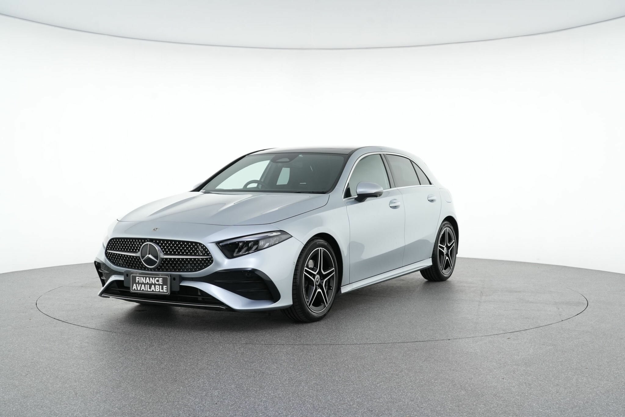 Mercedes Benz A-class image 4