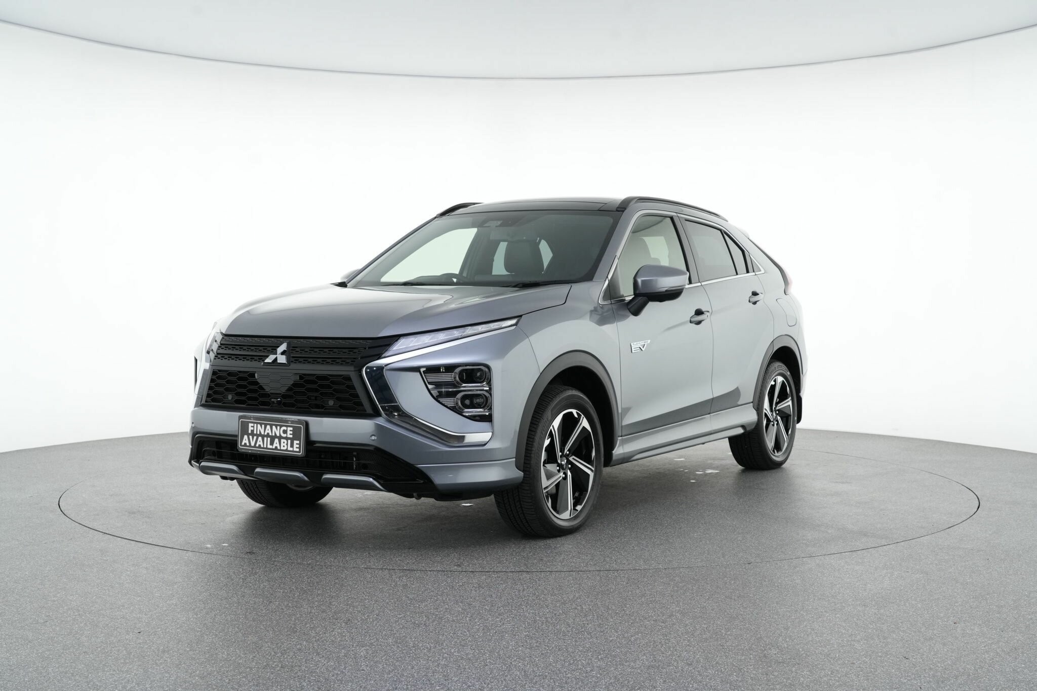 Mitsubishi Eclipse Cross image 4