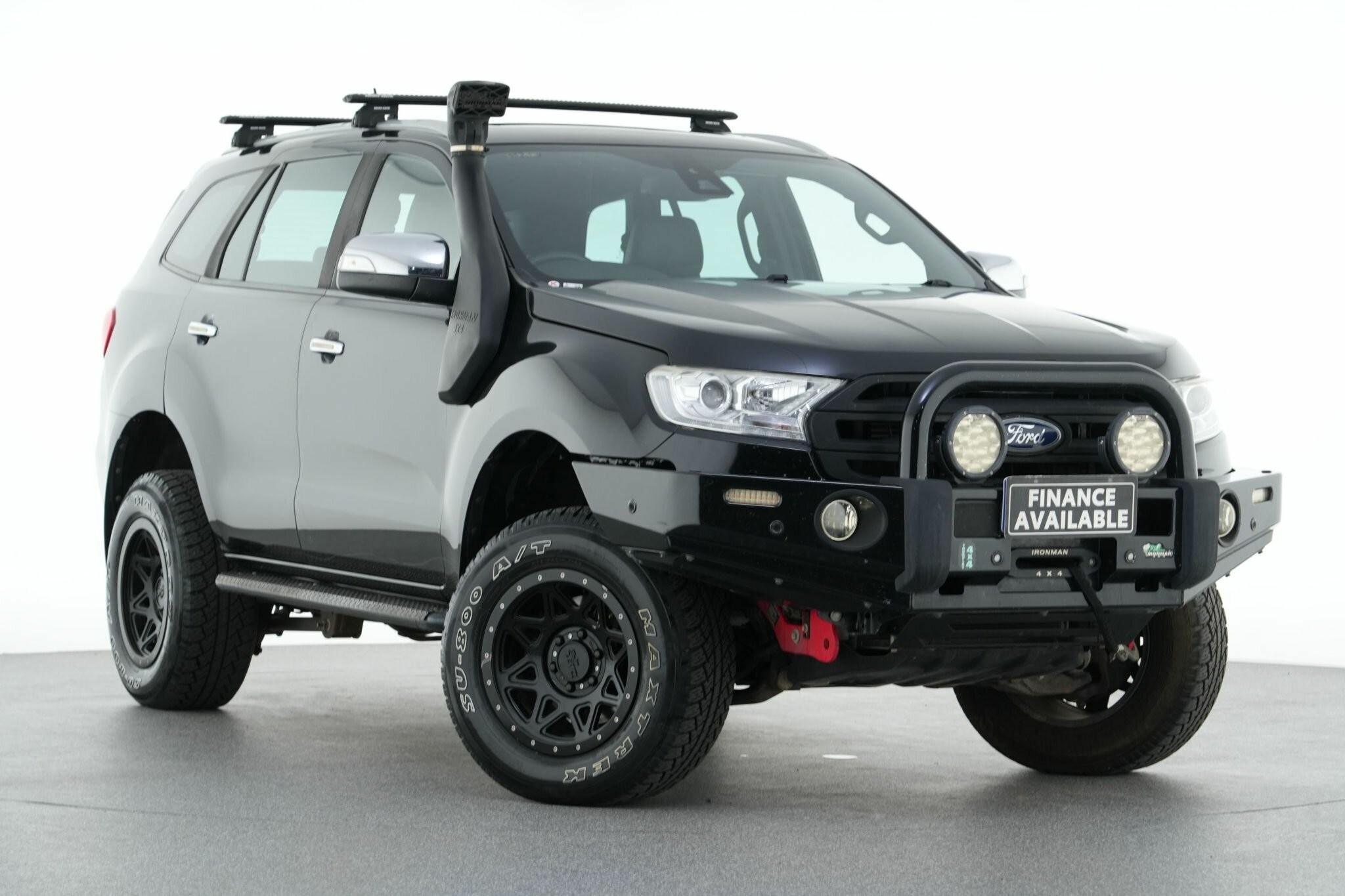 Ford Everest image 1