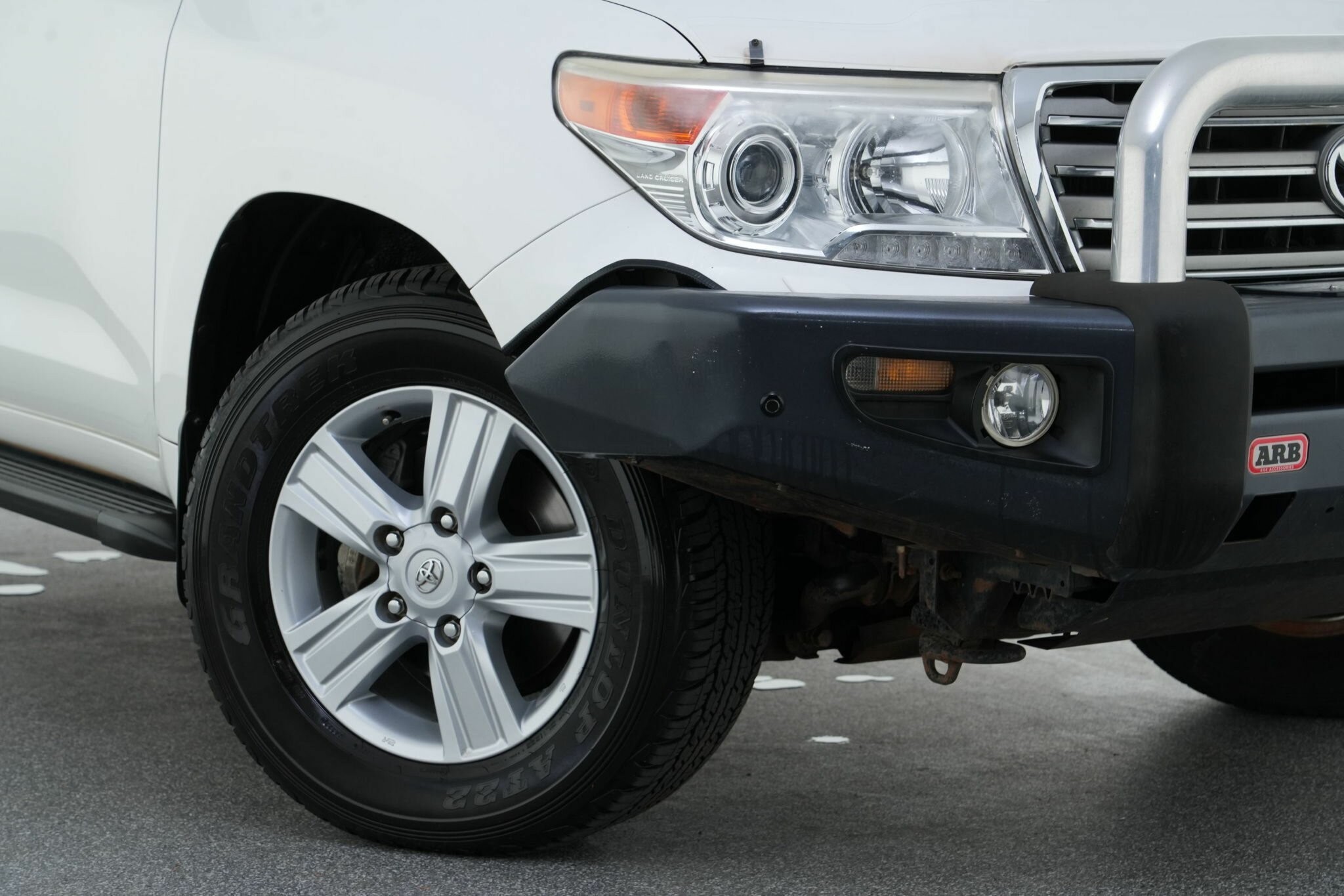 Toyota Landcruiser image 2