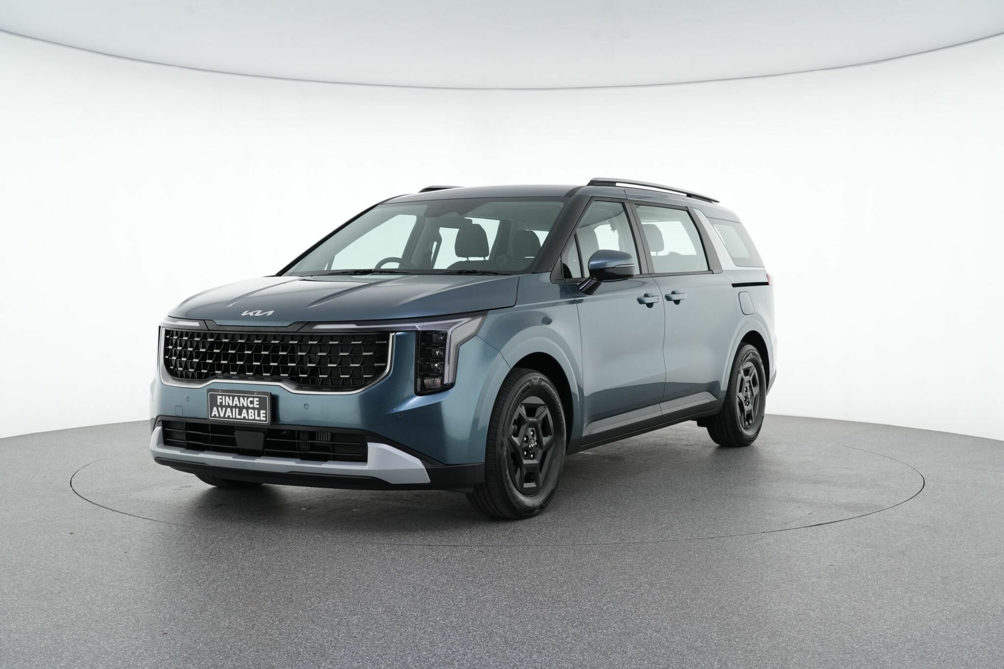 Kia Carnival image 4