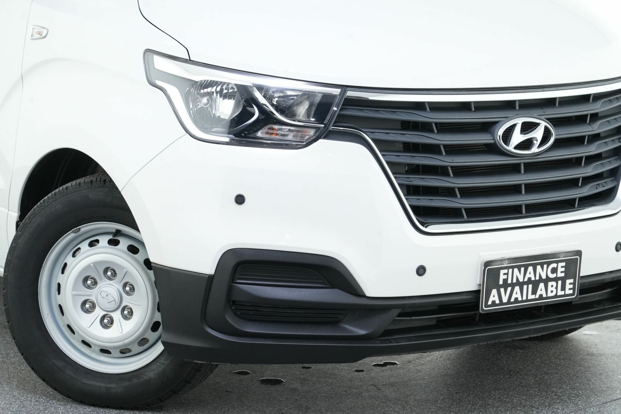 Hyundai Iload image 2