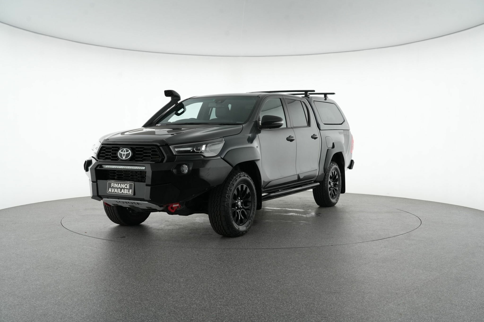 Toyota Hilux image 4