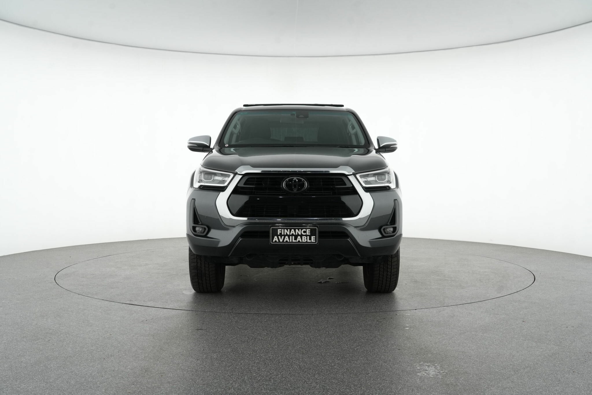 Toyota Hilux image 3
