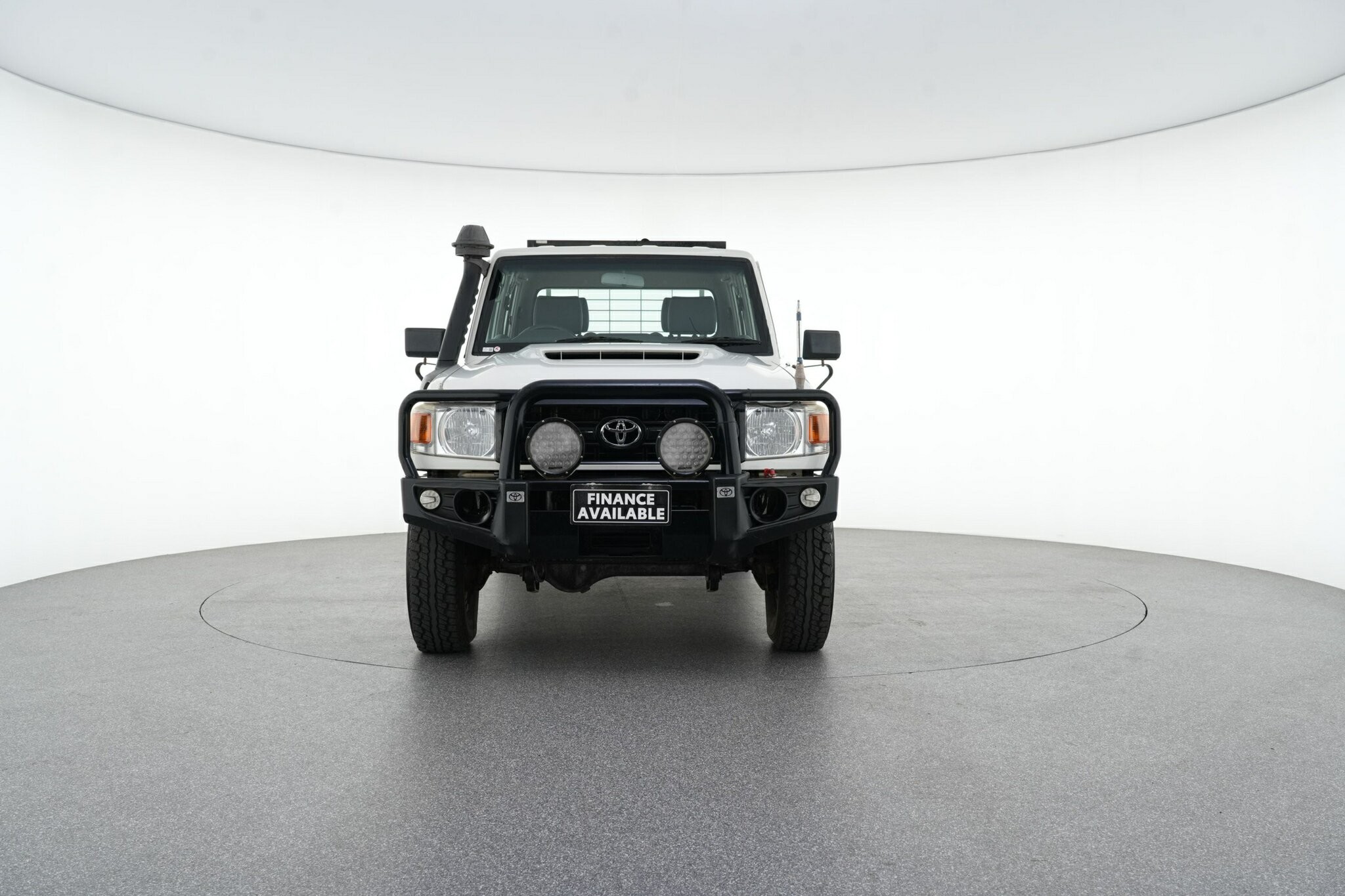 Toyota Landcruiser image 3
