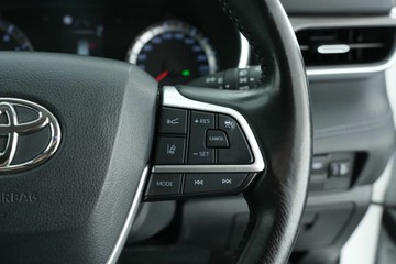 https://vehicle-cdn.autoleague.cloud/30641_U512083_19.jpg