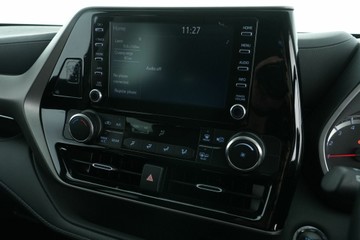 https://vehicle-cdn.autoleague.cloud/30641_U512083_20.jpg
